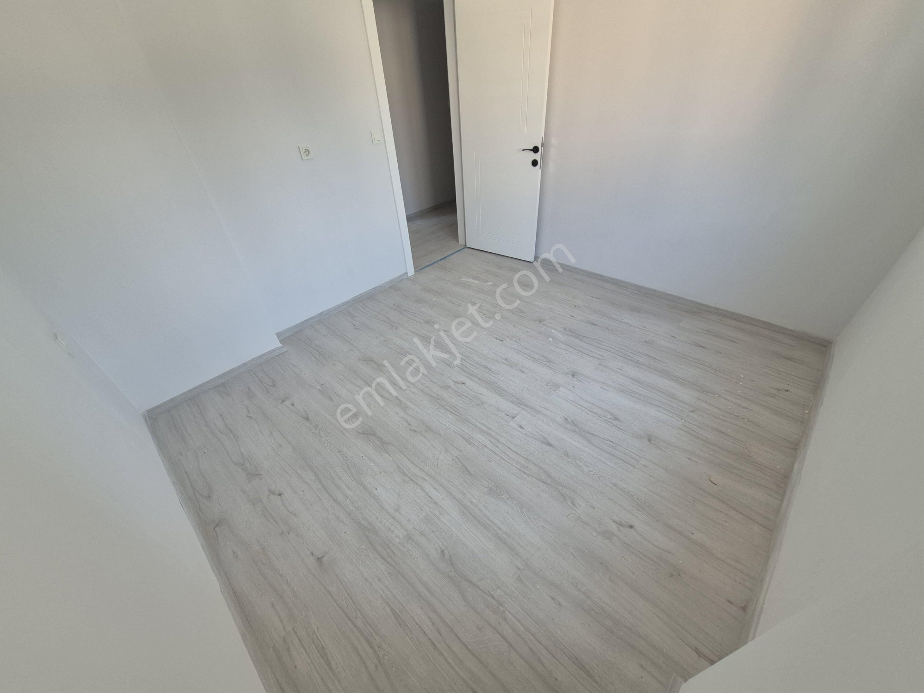 Ertuğrul'dan Denize 2 Dk Mesafede Oturuma Hazır Daire - Görsel 20