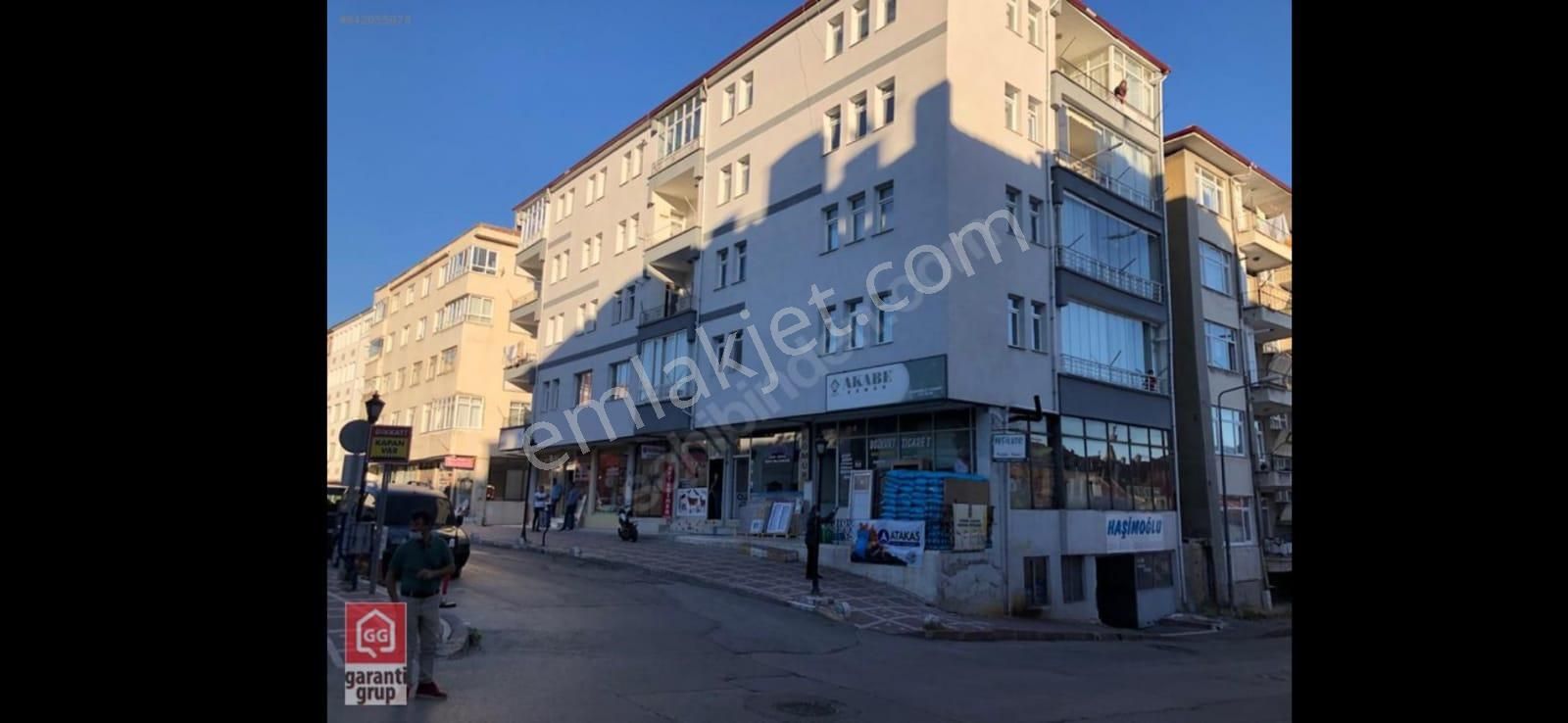 Çarşı Merkezde Ara Kat Ucuz Acil Satılık 2+1 Daire