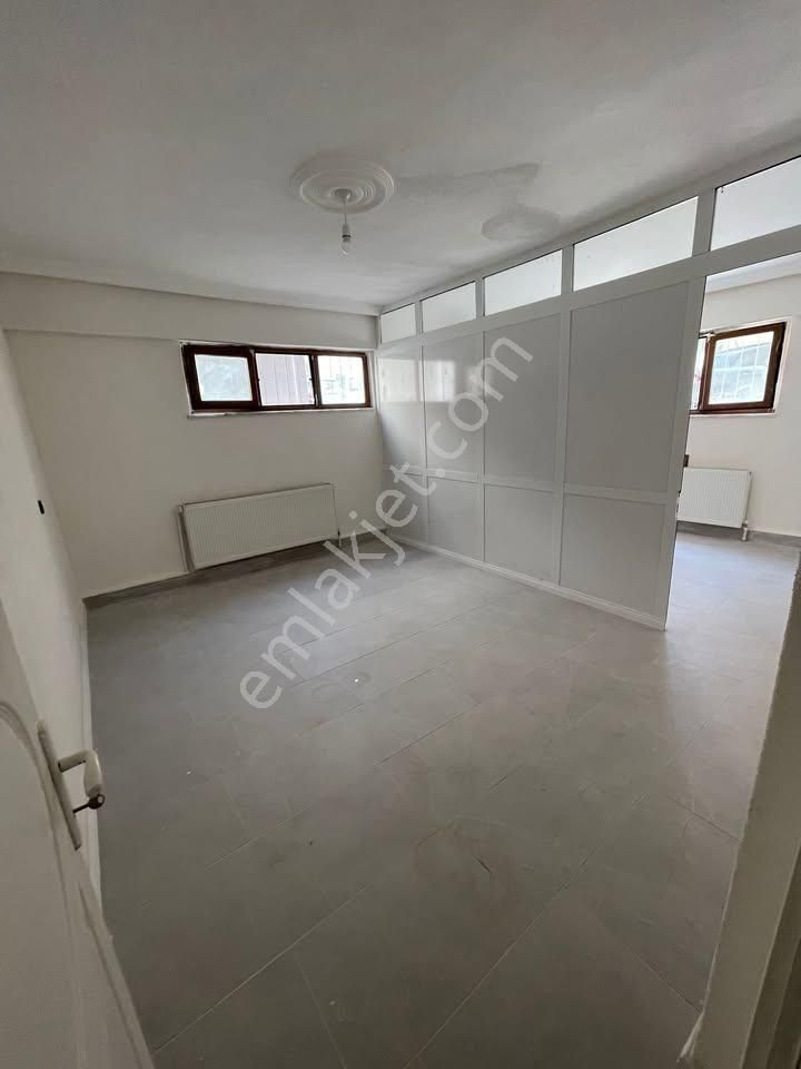 🏡 Göl-san Gayrimenkul’den 🏡altıntaş Mah. 2+1 110 M2 Satılık Yarıbodrum Daire - Görsel 15