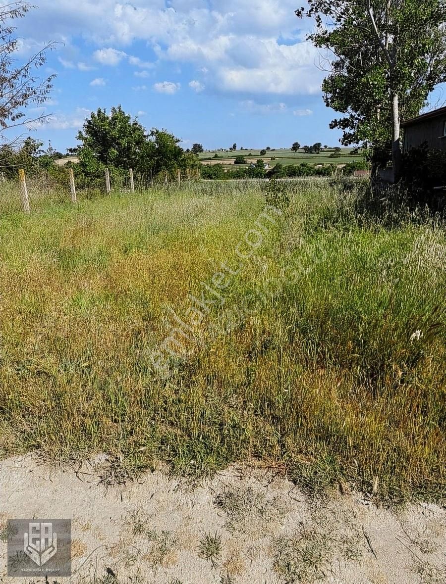 3 Kat İmarlı Saray Büyük Yoncalıda 324 M2 Yatırımlık Arsa
