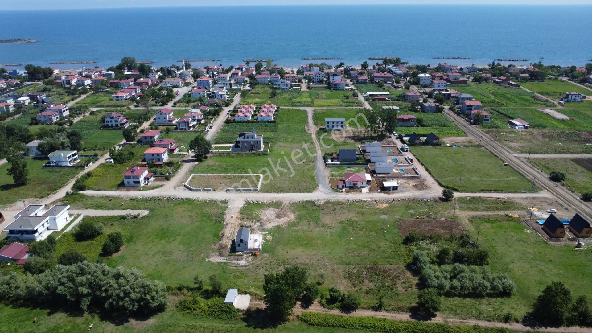 Revizyon'dan Dereköy Bahçelievler'de Sahile Yakın Satılık Arsa