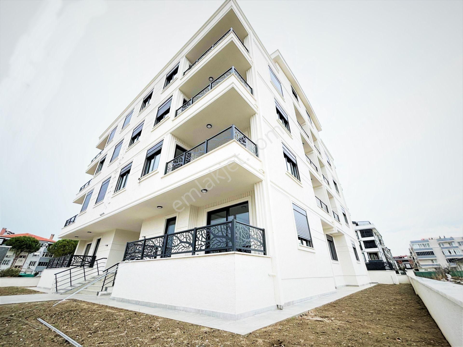 💥akçay'da Aygülden💥sıfır Ayrı Mutfak Denize Çok Yakın Geniş Balkon Doğalgazlı 2+1 Satılık Daireler