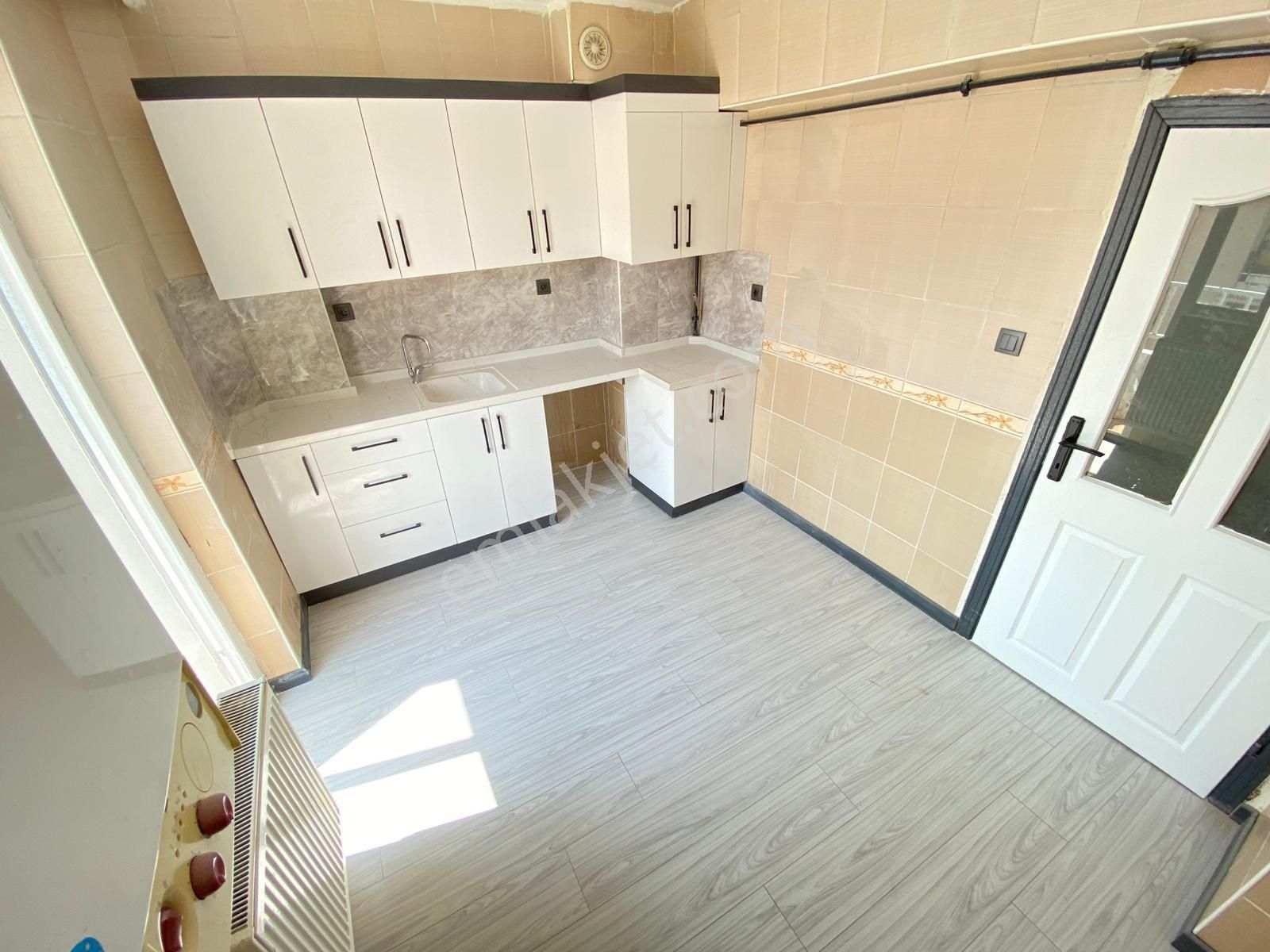 Relax'tan Yayla Ana Sağlık Yanı 1.kat Güney Masrafsız Çift Cephe - Görsel 10