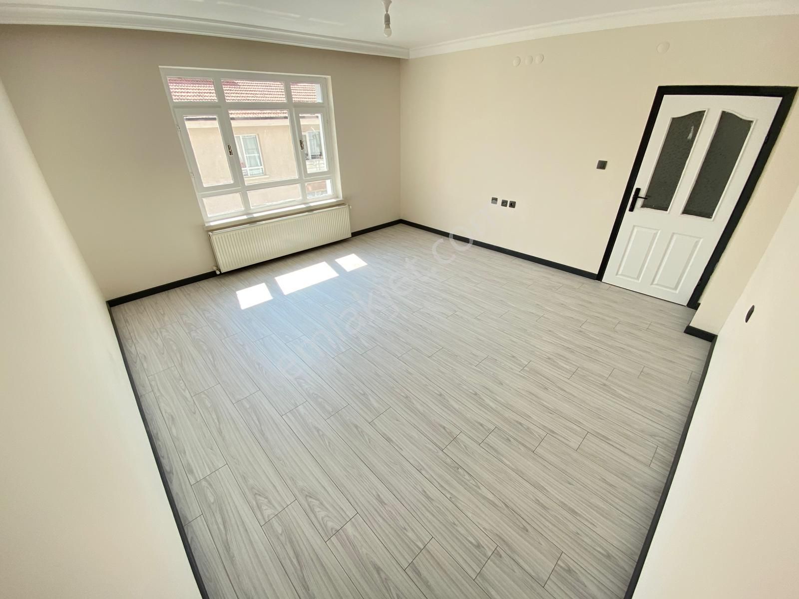 Relax'tan Yayla Ana Sağlık Yanı 1.kat Güney Masrafsız Çift Cephe - Görsel 4