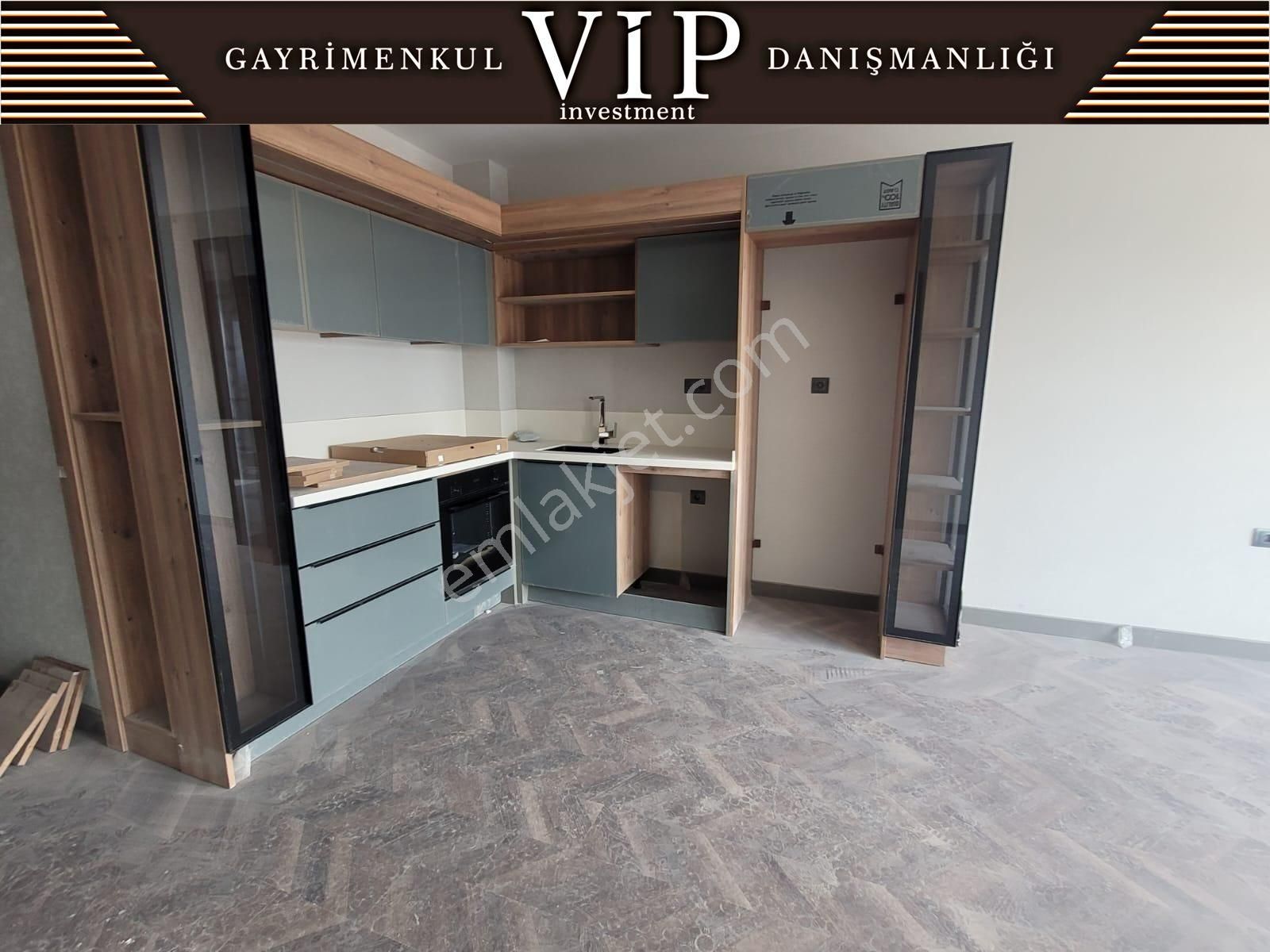 Cumhuriyet Mahallesi Ap İst Port'ta 1+1 Satılık Daire