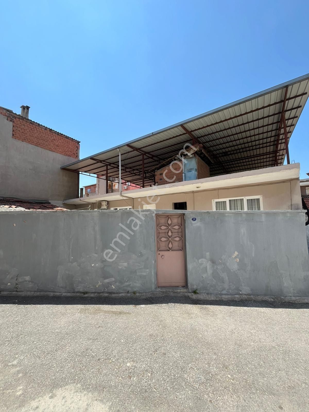 İzmir Konak Levent Mah.de 2 Adet Müstakil Satılık Dairemiz