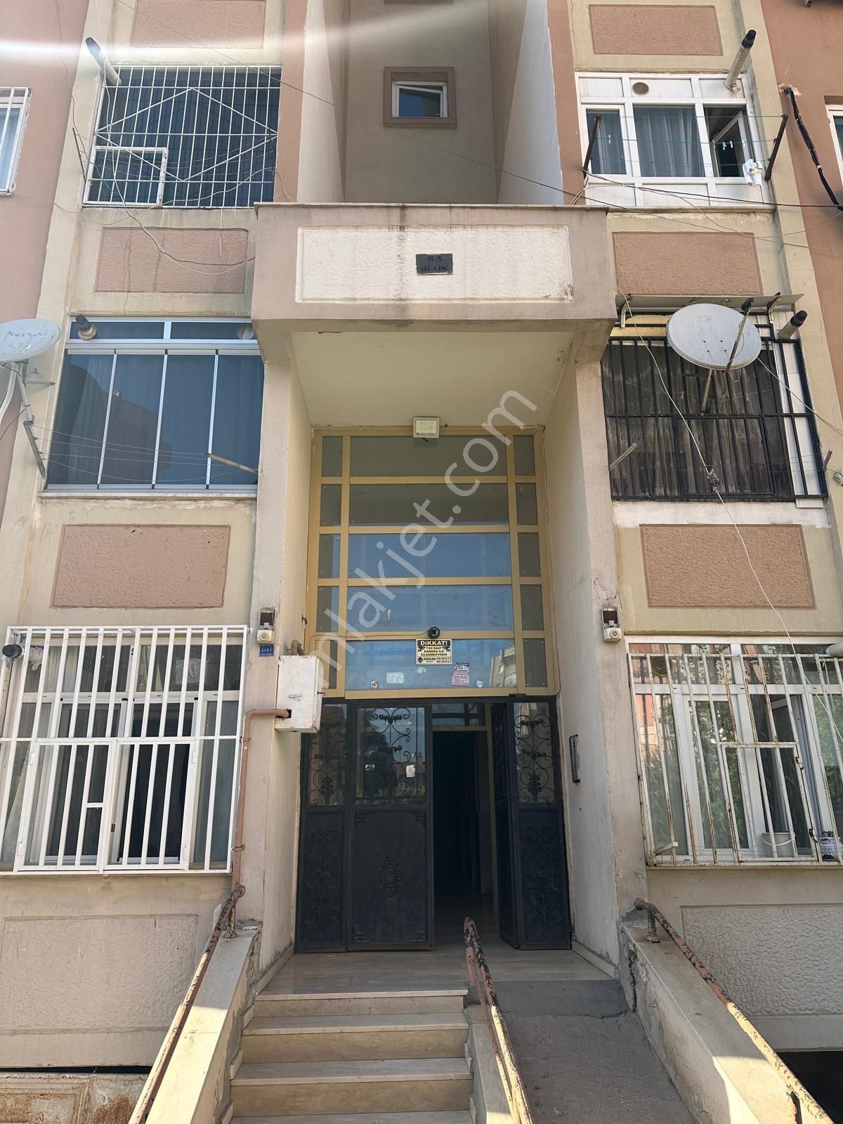Üçkuyular Tokilerde Satılık 2+1 Daire