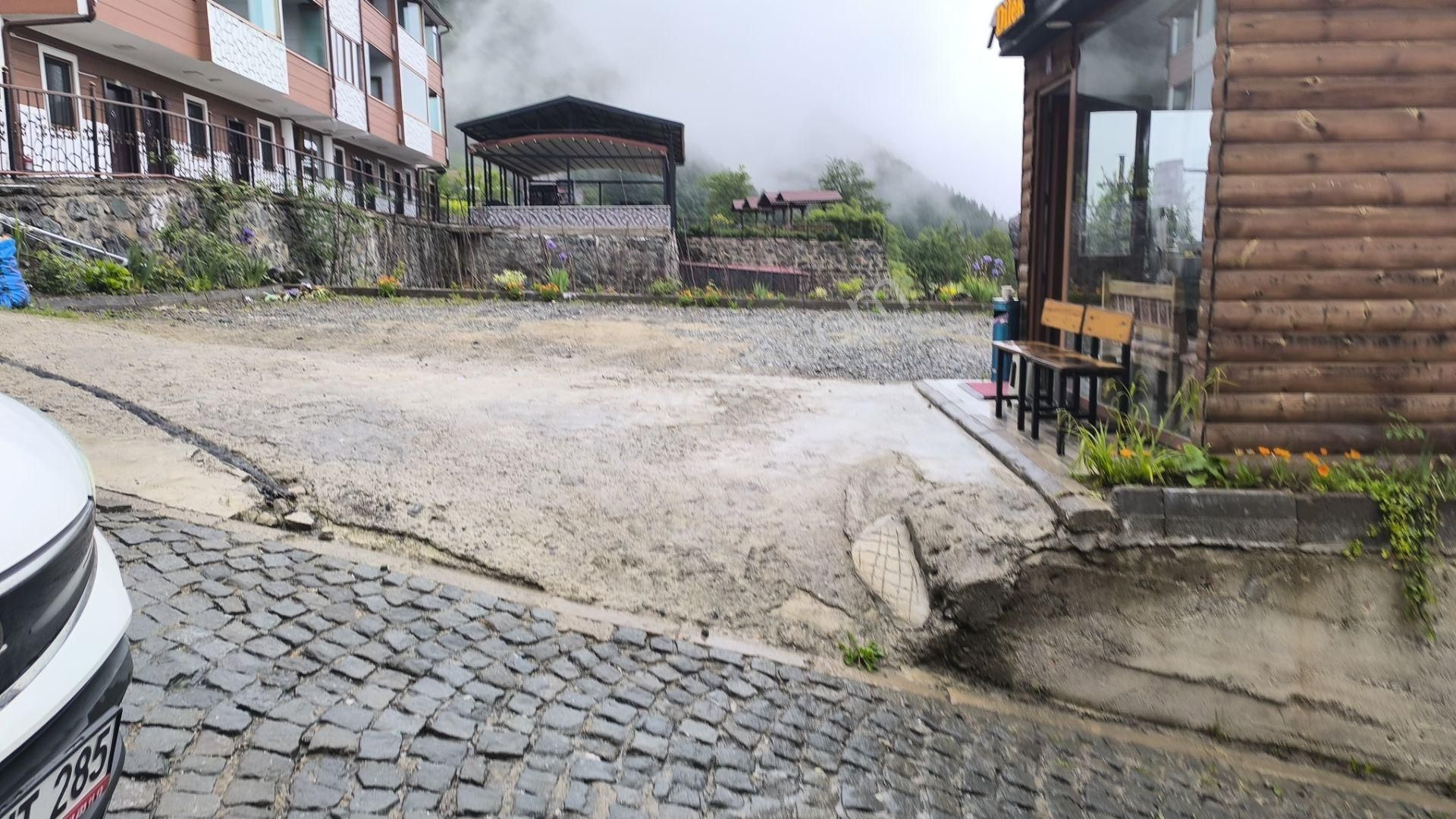 Trabzon Uzungöl Merkezde Satılık 350 M2 Arsa