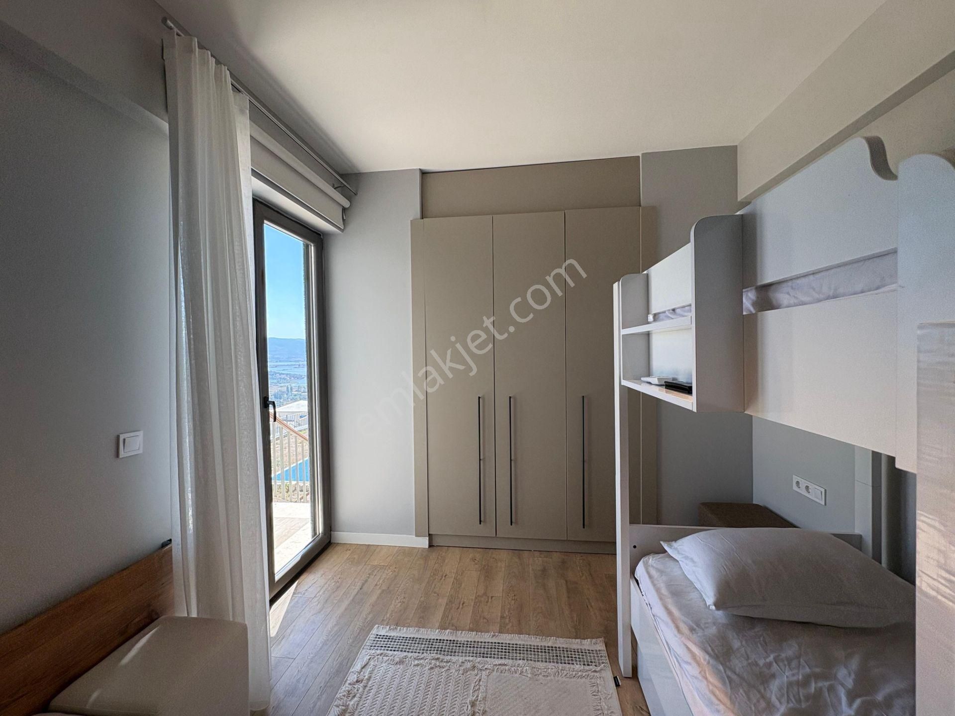 Muğla ,milas Boğaziçi Helis Göl Evlerinde Satılık Villa - Görsel 31