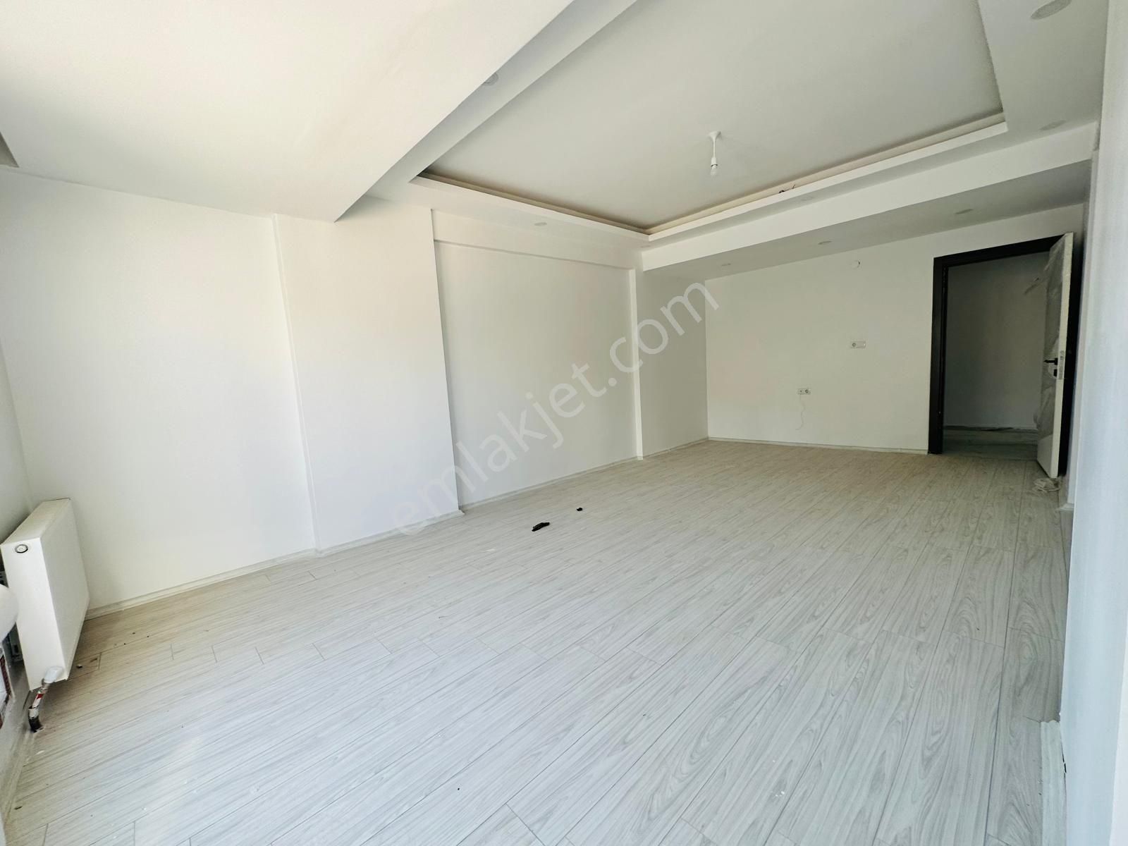 Dinç Emlaktan Satılık Sıfır 3+1 Daire Ön Cephe - Görsel 15