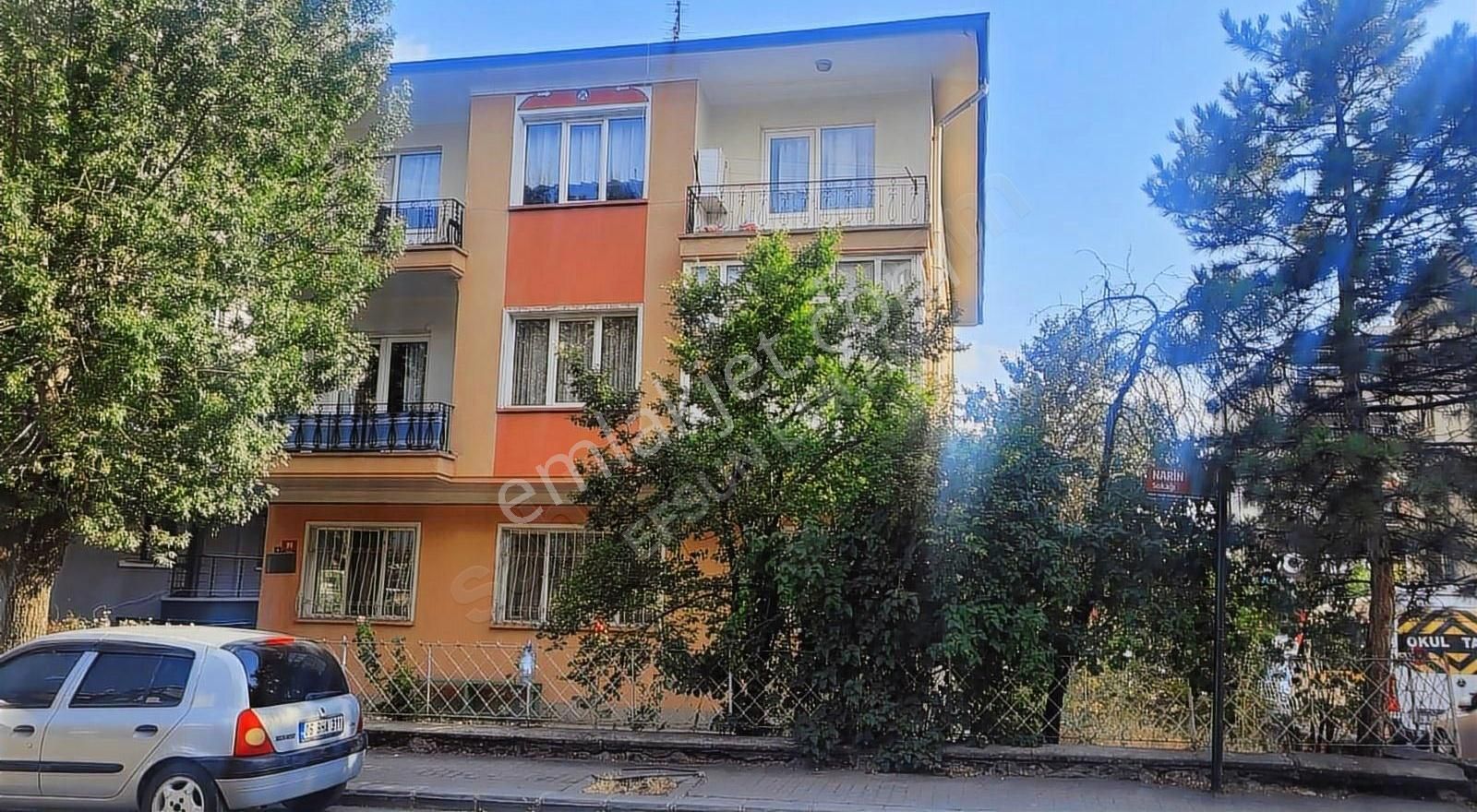 Y.mahalle Belediye Karşısı Şirin 2+1