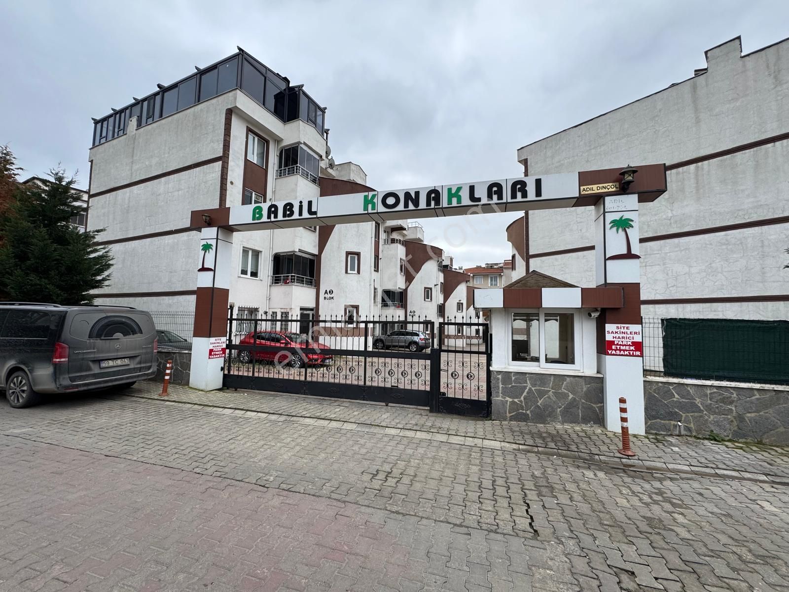 Çorlu Merkezde Babil Konaklarında Satılık 5+2 Triblex Daire