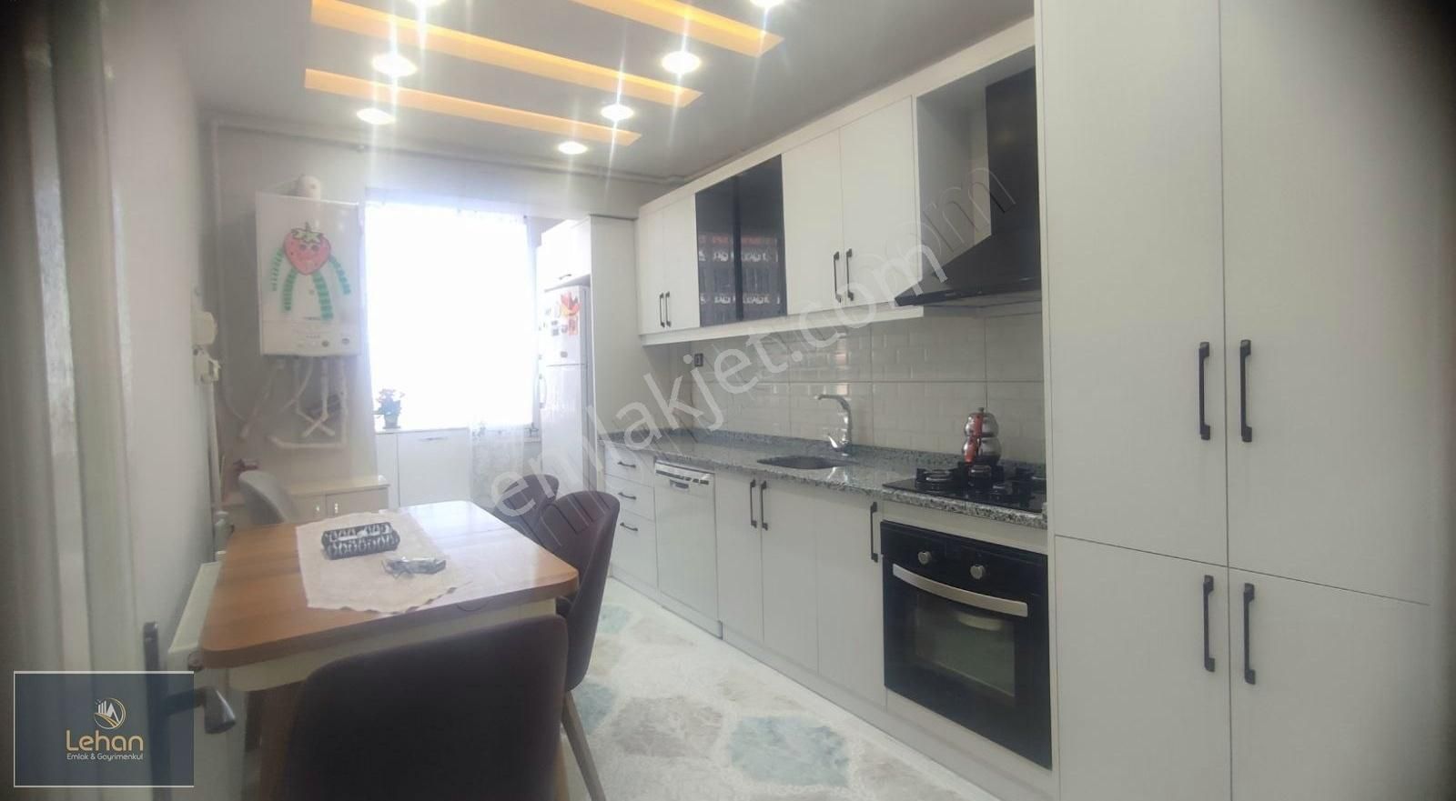 Şeyh Adil Mh. Satılık 3+1 Bakımlı Daire