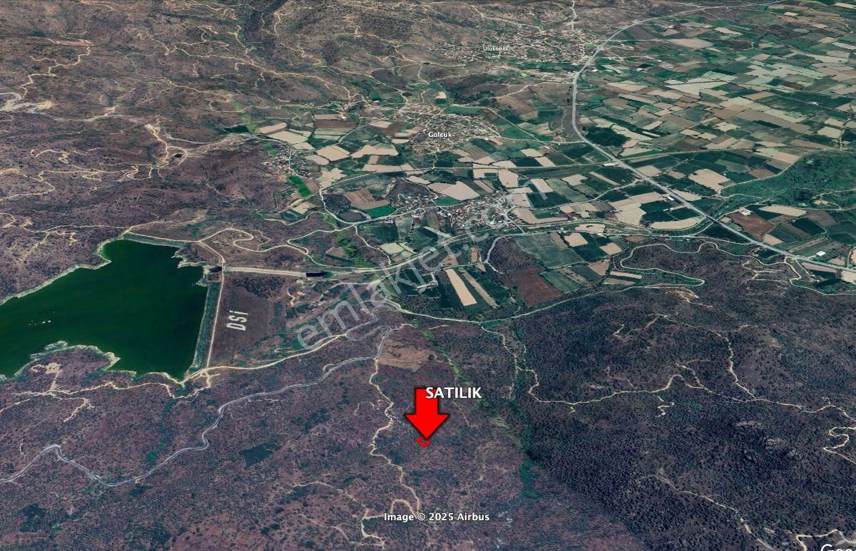 Aydın Karpuzlu Gölcük’te 612 M² Zeytınlık – Göl Manzarasına Yakın Yatırımlık Arsa