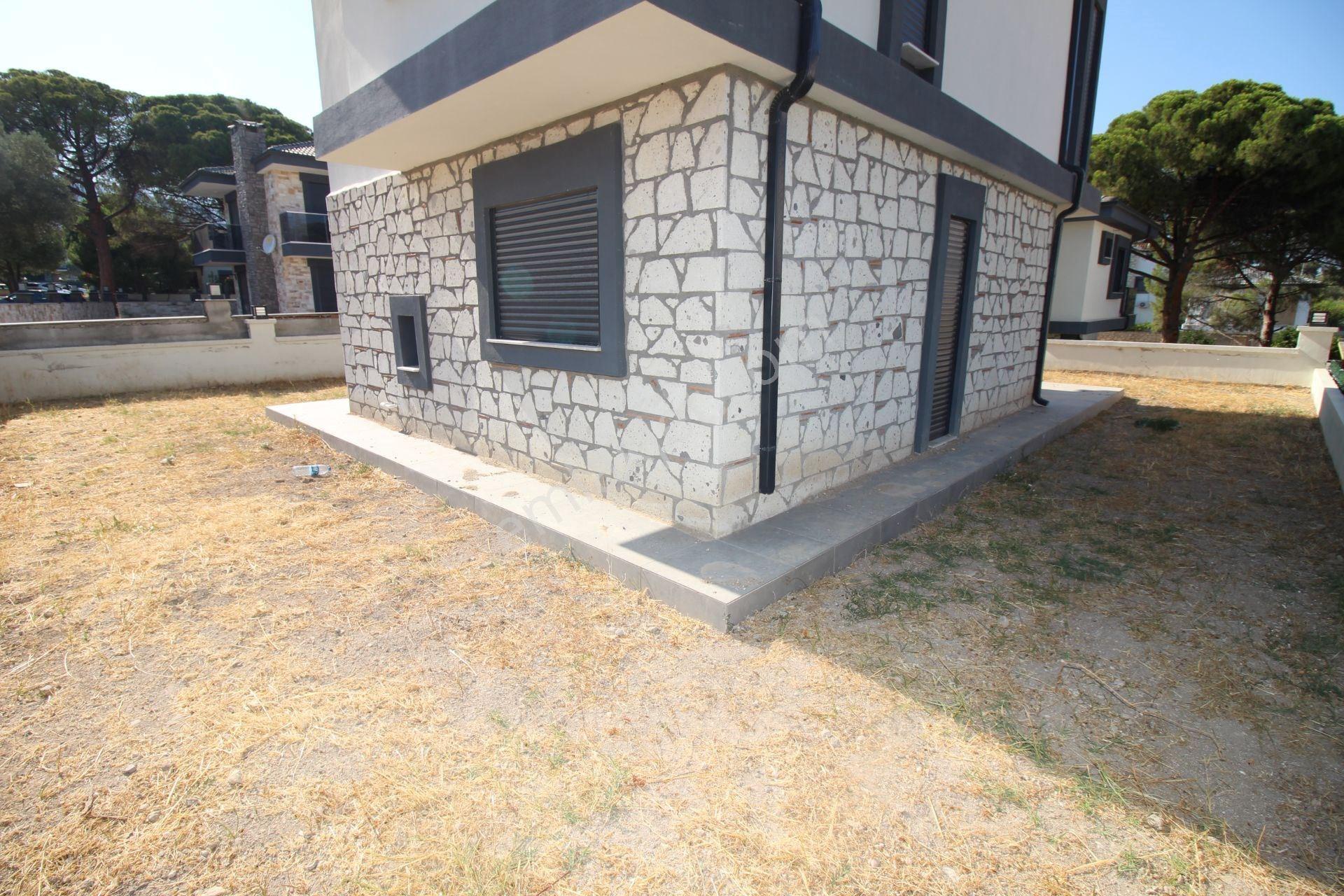 Mordoğan Çamlık Mevkiinde Tam Müstakil Satılık Villa - Görsel 4