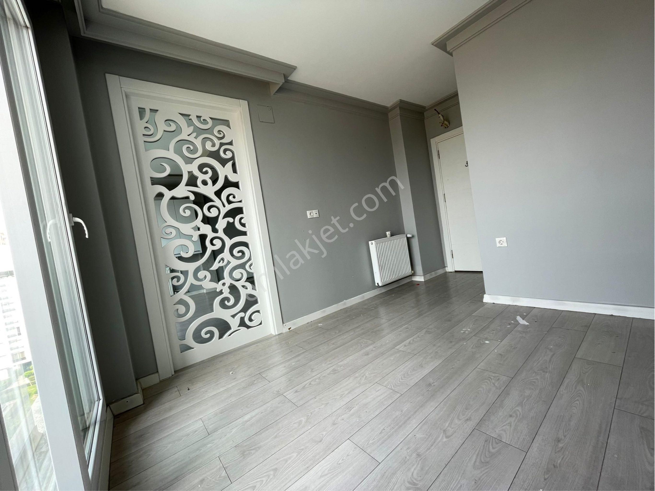 Gürselpaşa Mahallesinde 3+1 Geniş Kiralık Daire