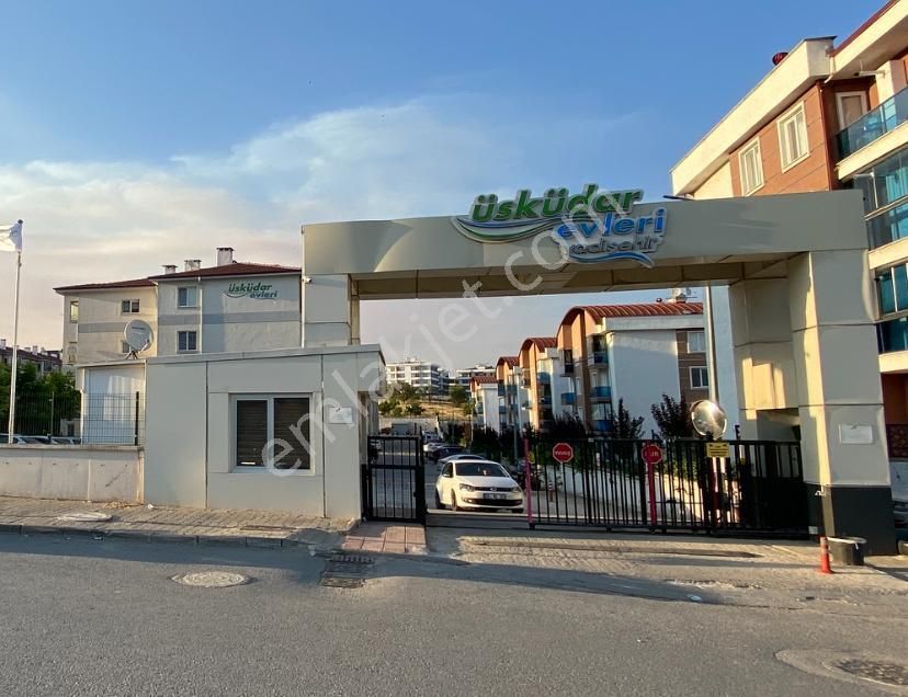 Pera'dan Vadişehir Mh. Üsküdar Evleri Satılık 2+1 Ferah Daire
