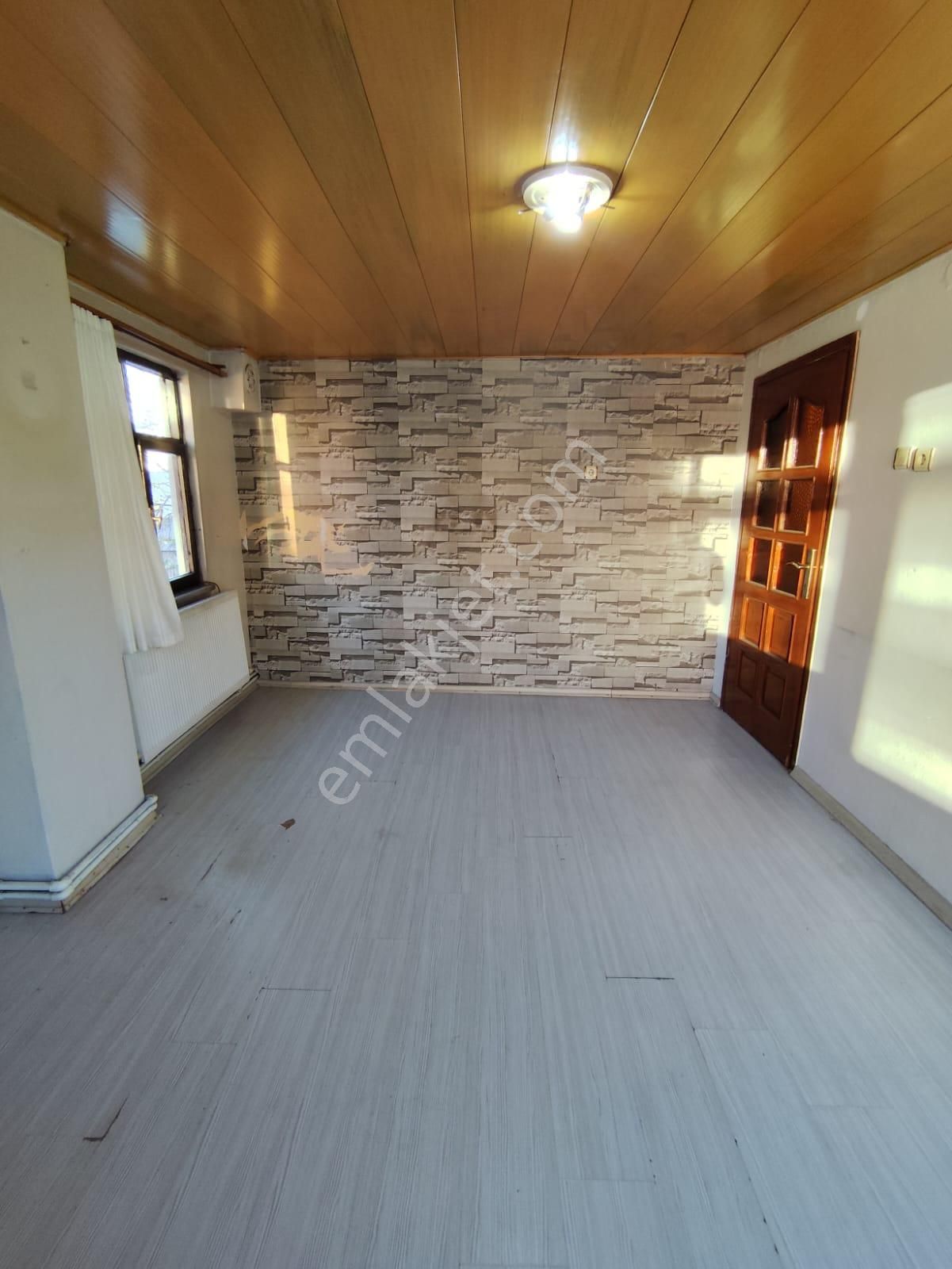 Gaziosmanpaşa Merkez Mahallesinde 2+1//3. Kat Kiralık Daire