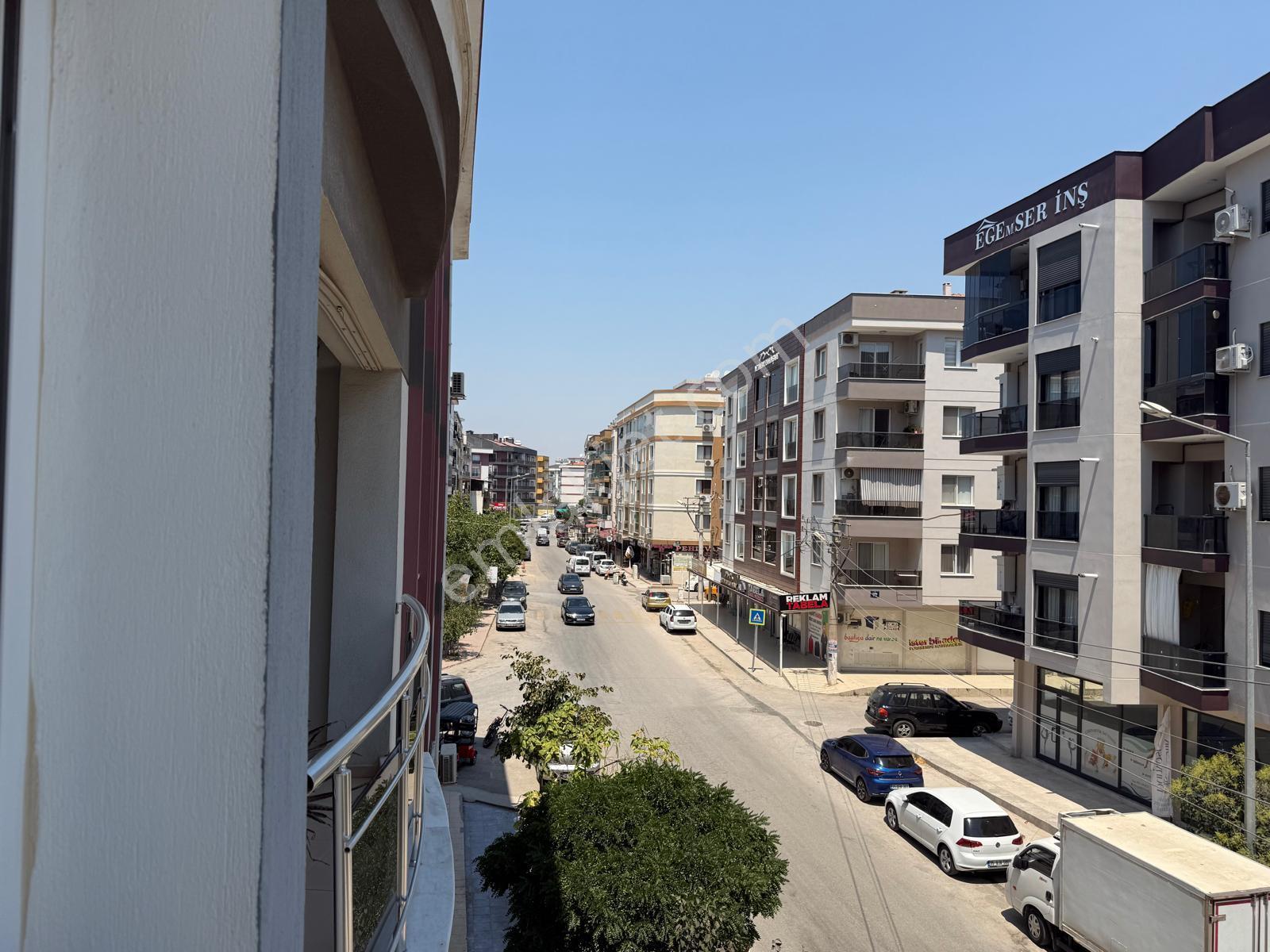 Menderes Mithat Paşa Mahallesinde Satılık 3+1 - Görsel 20