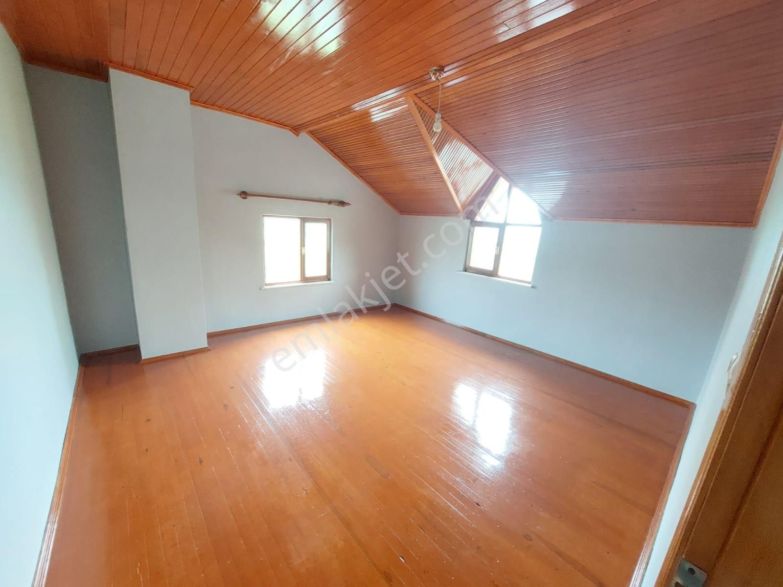 Kocaeli Karamürsel Yalakdere 4886 M2 Bahçe İçinde Satılık Müstakil Ev - Görsel 15