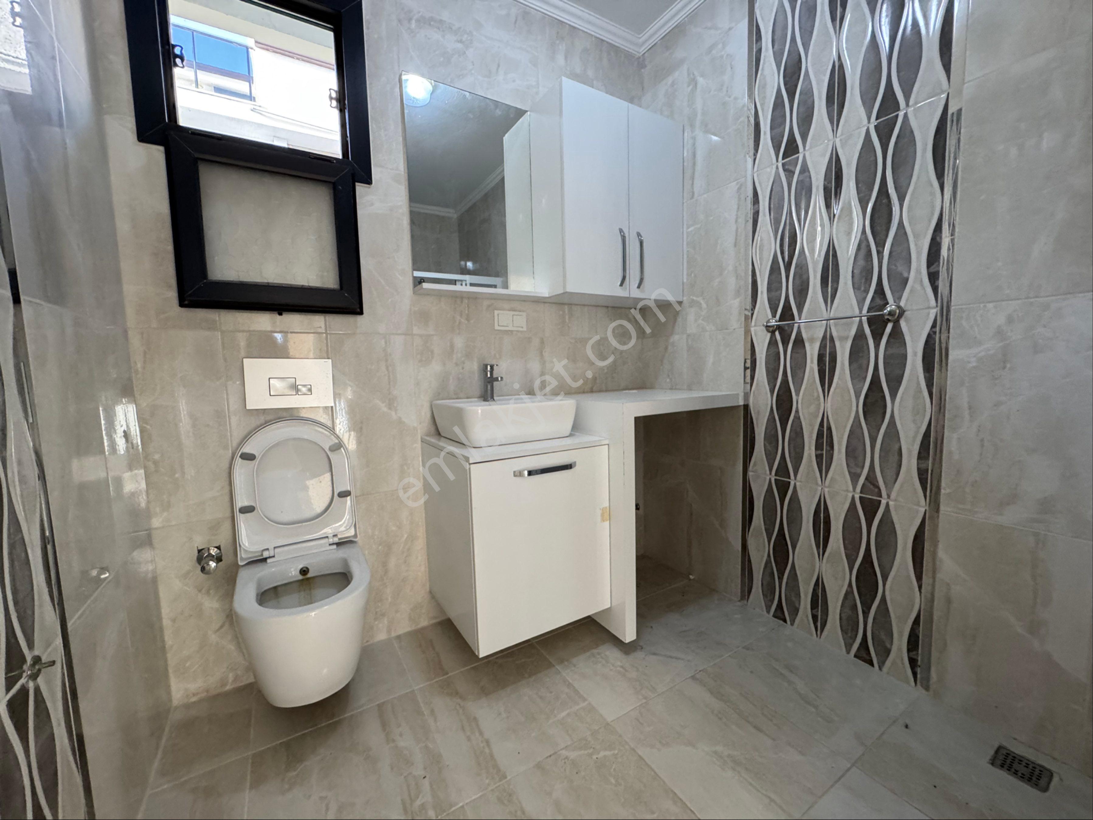 Kusadası Soğucak’ta Site İçinde Yeni Yapı 4+1 Villa - Görsel 32