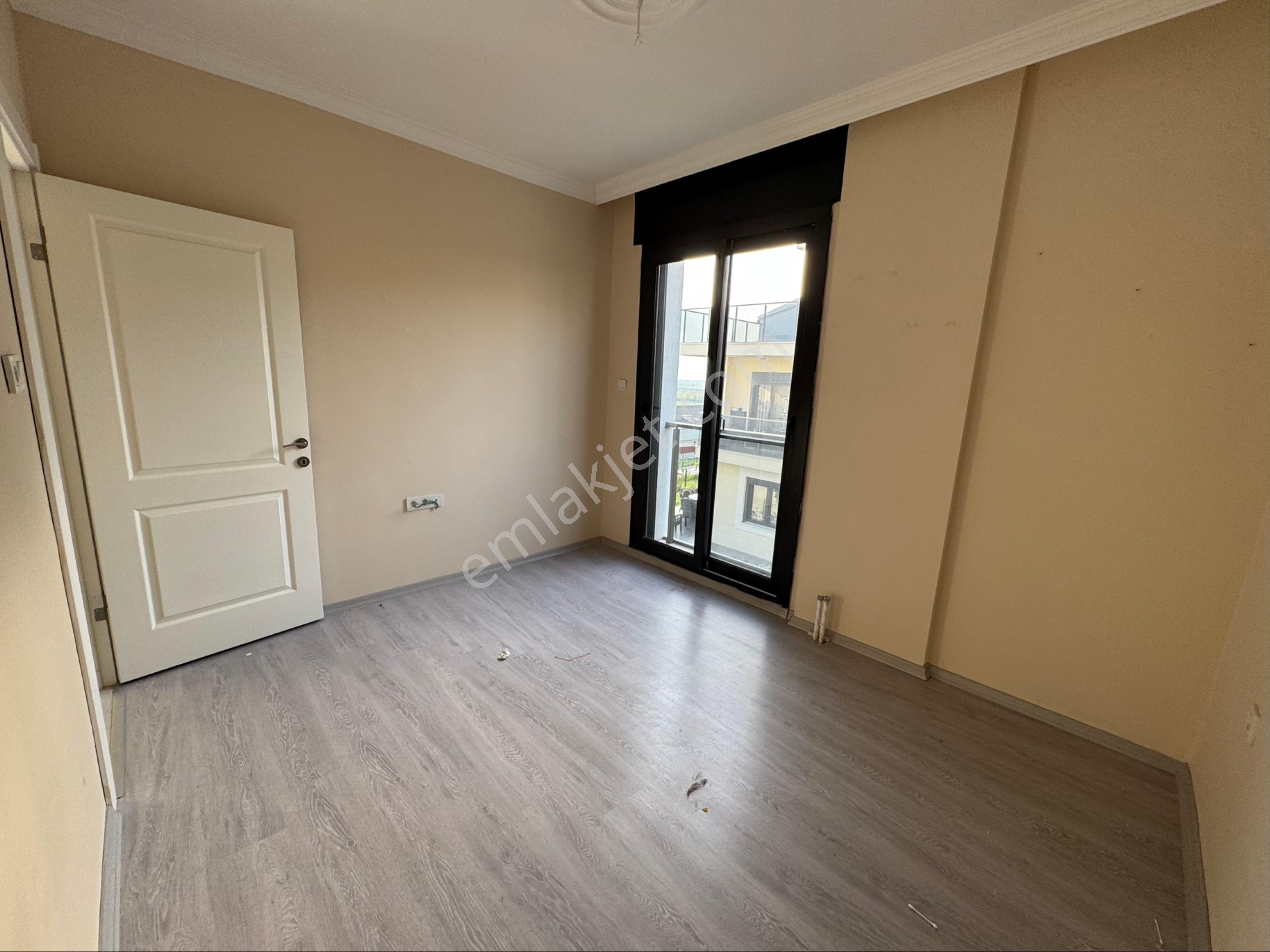 Kusadası Soğucak’ta Site İçinde Yeni Yapı 4+1 Villa - Görsel 20