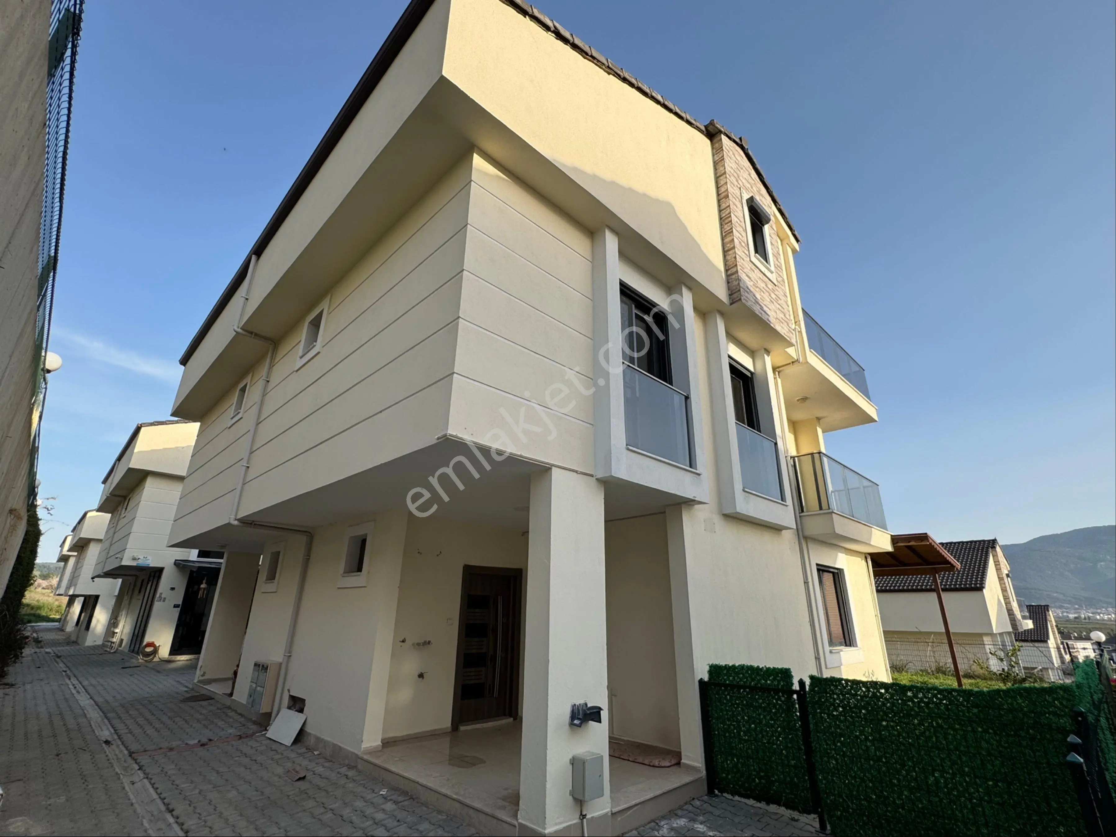 Kusadası Soğucak’ta Site İçinde Yeni Yapı 4+1 Villa - Görsel 2
