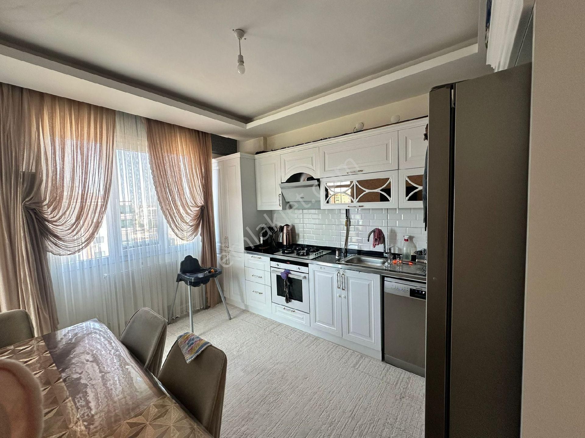 Bağcılar Nevruz Park Civarında 2+1 Satılık Dairemiz Bulunmaktadır