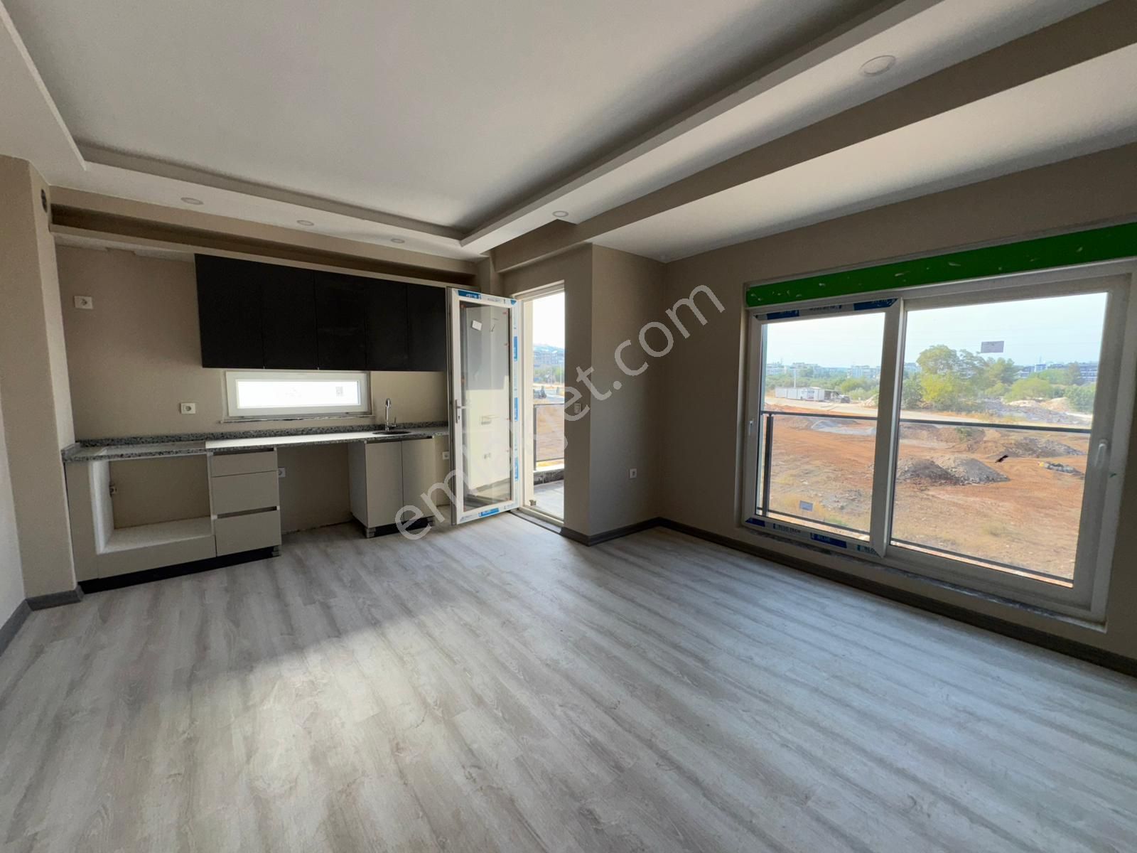 Fevzi Çakmakta Arakat Ebeveyn Banyolu 2+1 Lüks Daire
