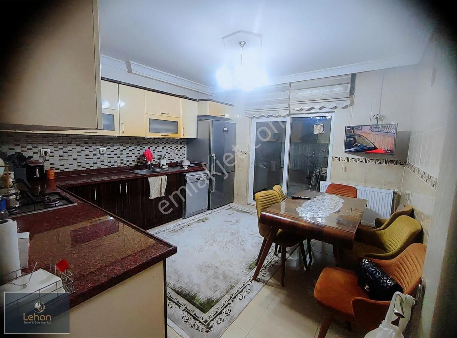 Satılık 4+1 Bakımlı Daire Yirmiikigün Mh.