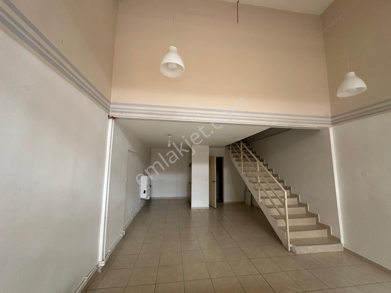 Tekstilkent Emlak'tan 75 M2 Masrafsız Kiralık İş Yeri & Ofis
