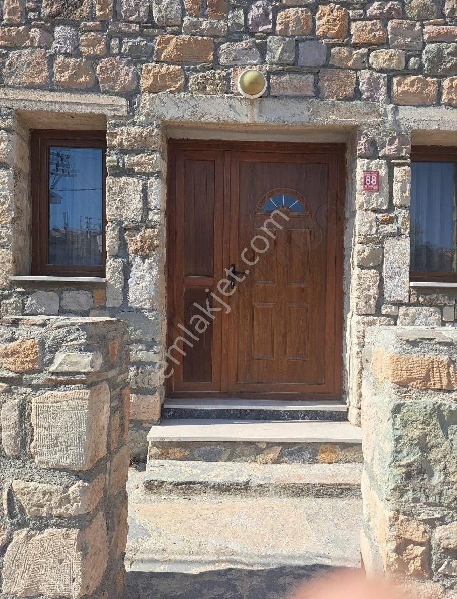 Balikesir Gömeç Keremköy 'de Satılık Taş Ev - Görsel 13