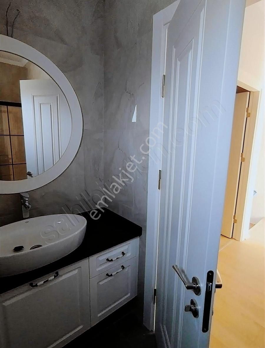 Turyap Alaçatı 'da Satılık Ilıca Plajına Yakın Müstakil Villa - Görsel 3