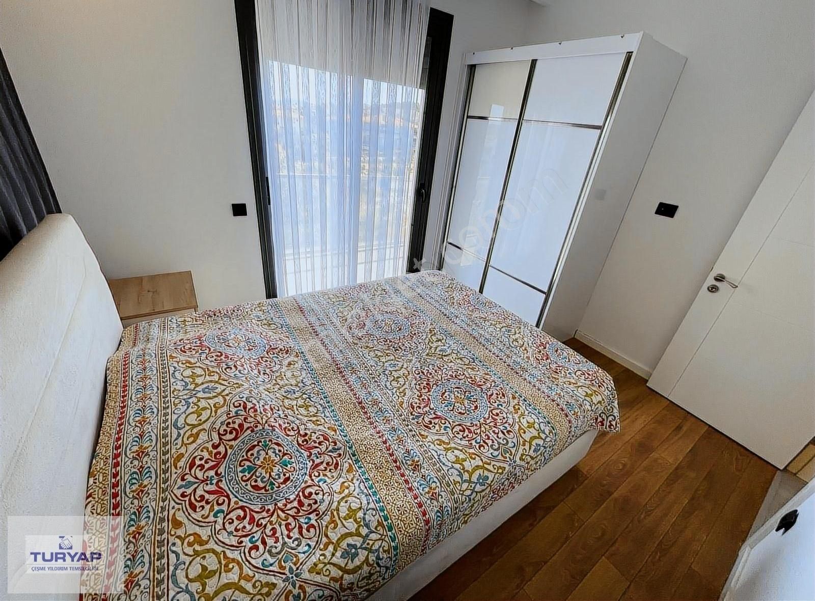 Turyap Çeşme Alaçatı'da Muhteşem Havuzlu Sitede Satılık Villa - Görsel 25