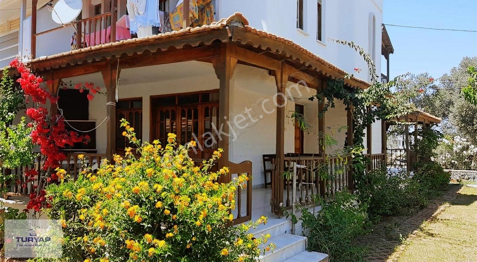 Turyap Çeşme Dalyan Havuzlu Sitede Satılık 4+1 Villa - Görsel 12