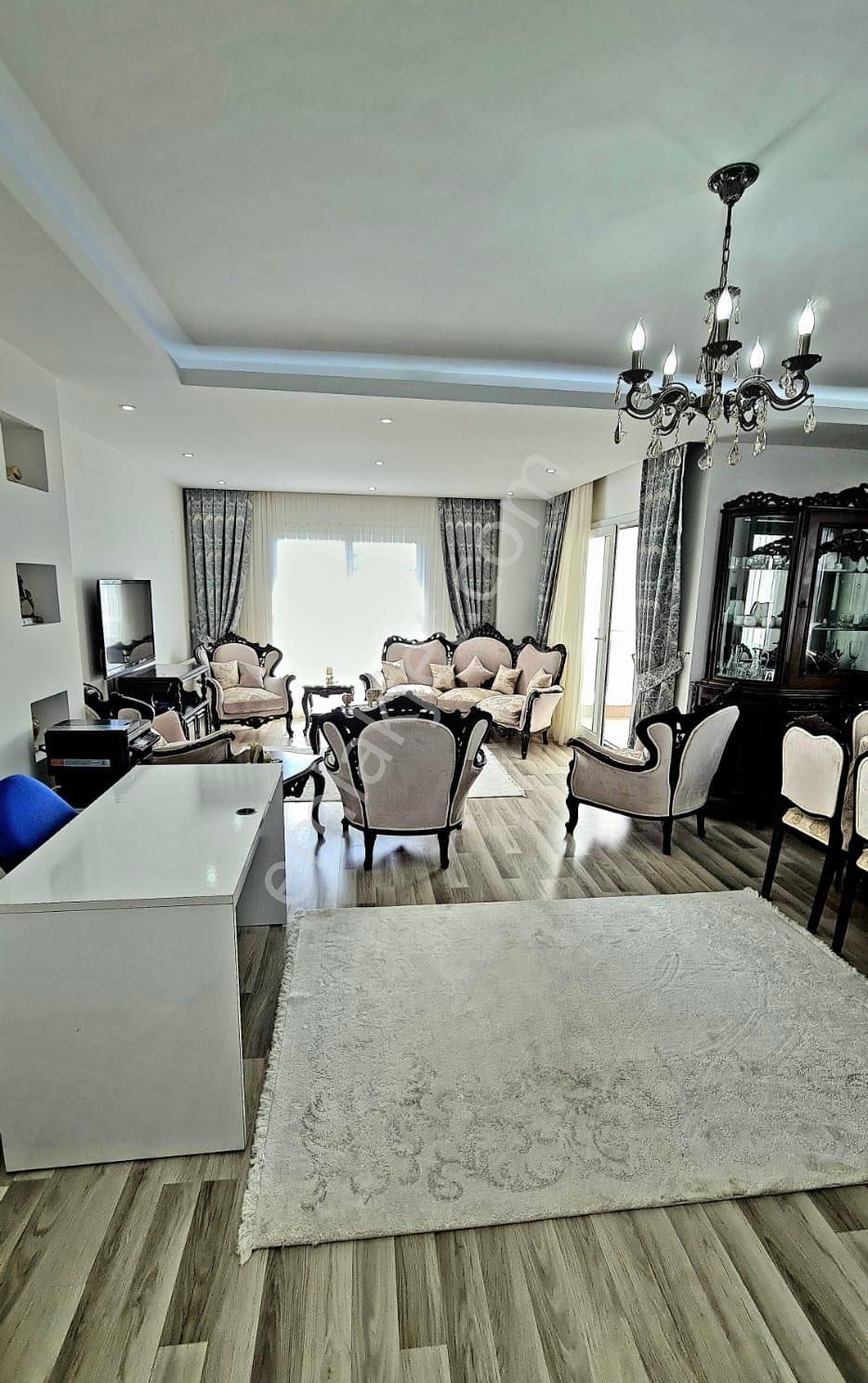 Acil!!! Satılık Kuşadası Ege Mahallesinde 4+1 Dubleks Daire - Görsel 8