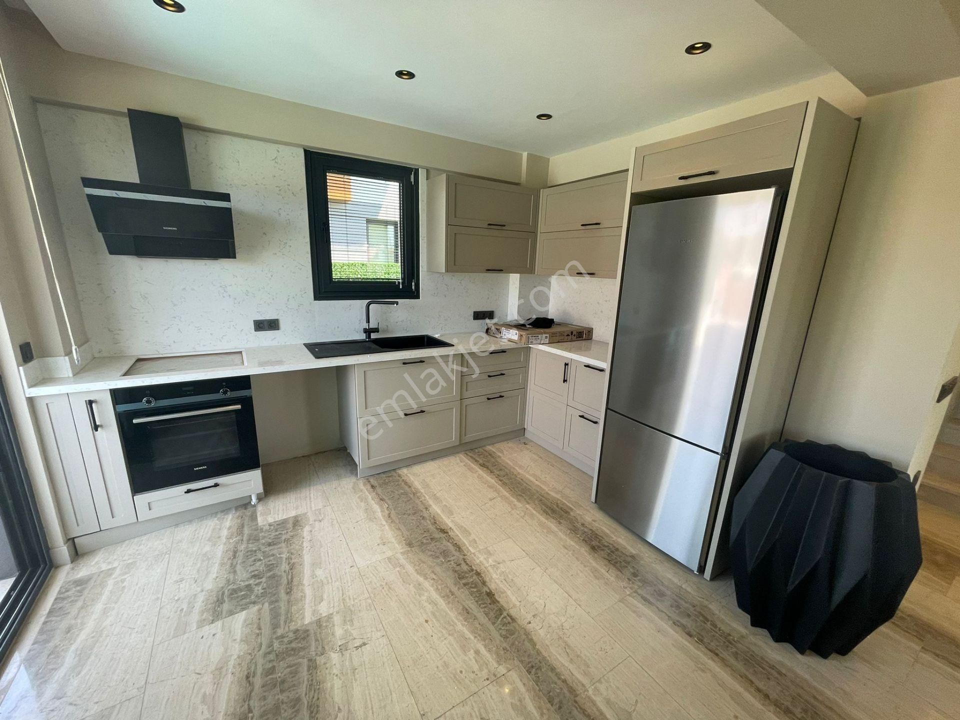 Goldhouse Dan Satılık Müstakil Havuzlu Ve Otoparklı Lüks Villalar - Görsel 12