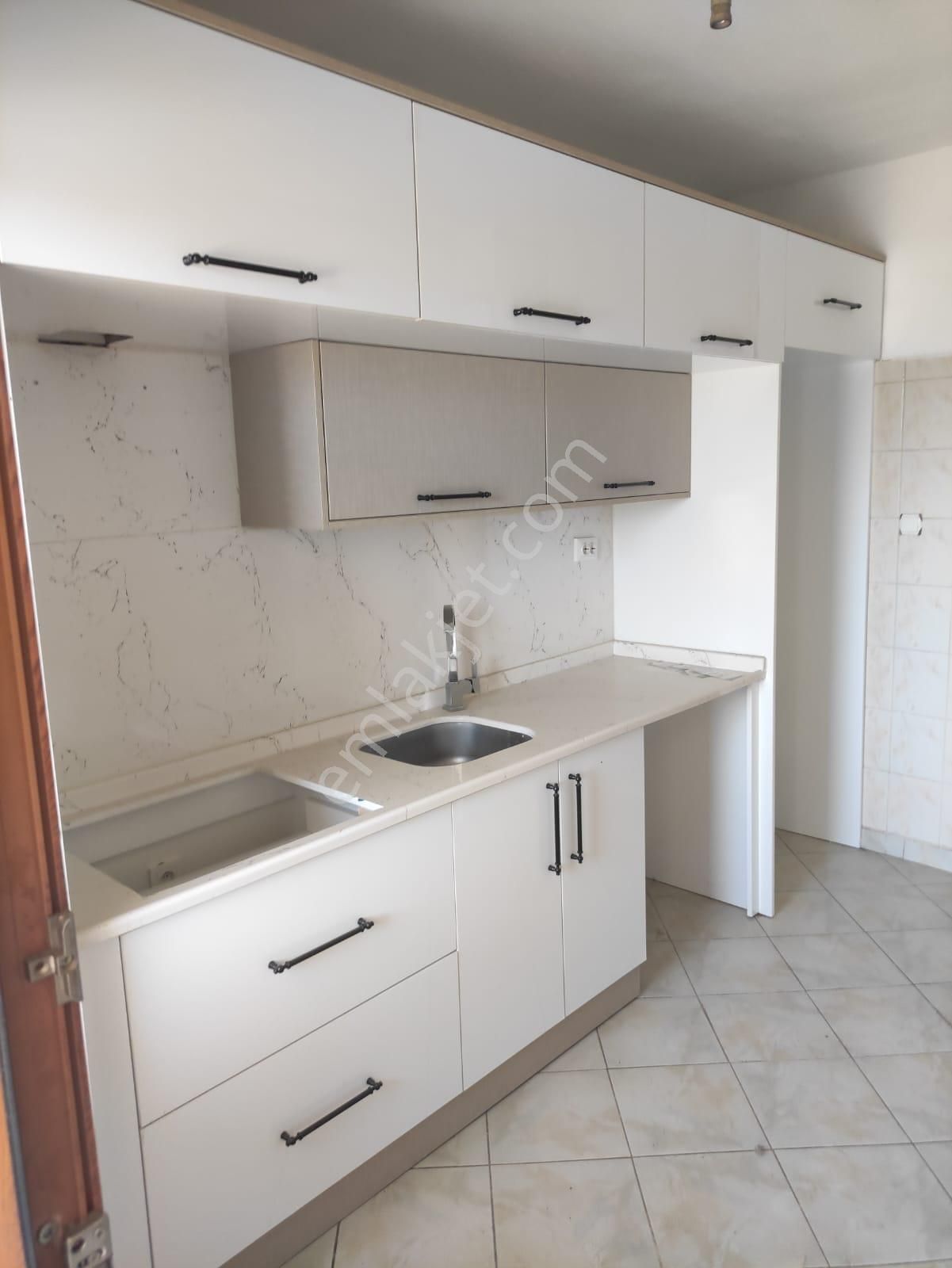 Hamidiye De Komple Satılık Bina, 2 Dükkan, 4 Daire, 1 Depo - Görsel 17