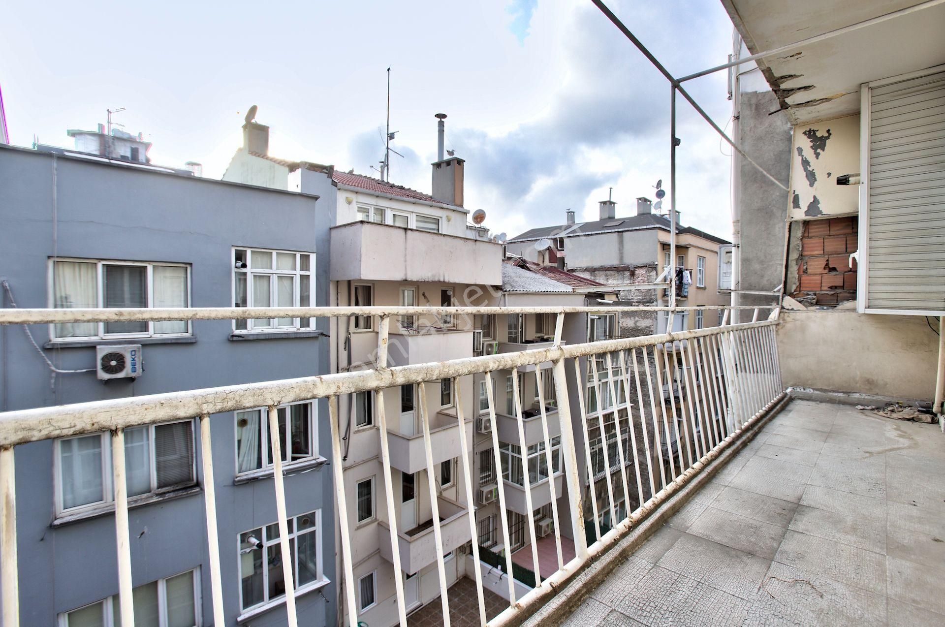 Şişli Halaskargazi Metro Çıkışı Katta Tek Fırsat Satılık Daire - Görsel 24