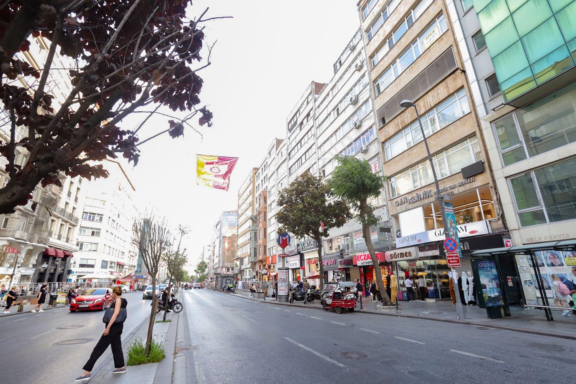 Şişli Halaskargazi Metro Çıkışı Katta Tek Fırsat Satılık Daire - Görsel 6