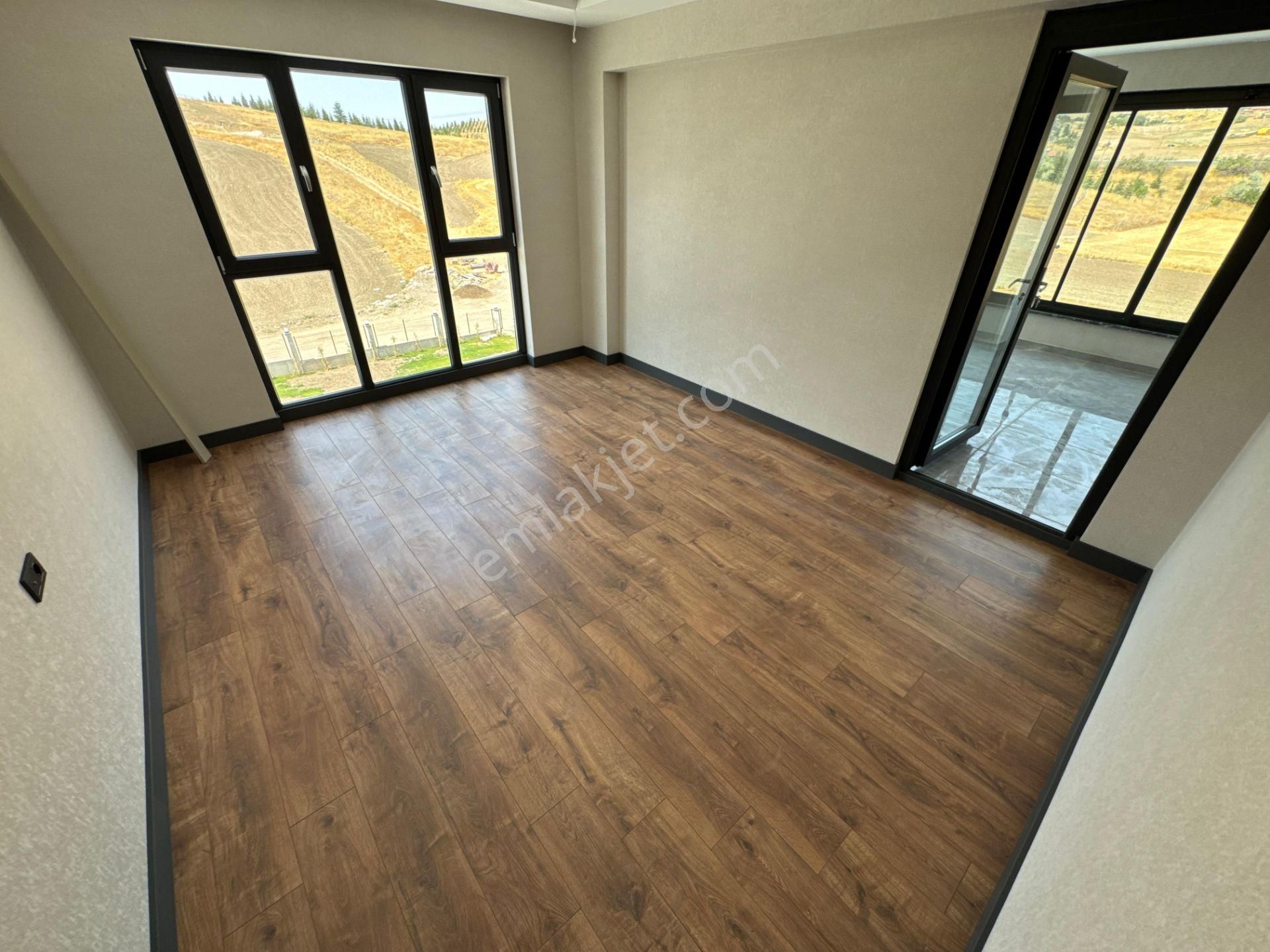 Yenimahalle Yuvaköy'de Ada Mutfaklı 4+1 Lüks Satılık Daire!! - Görsel 15