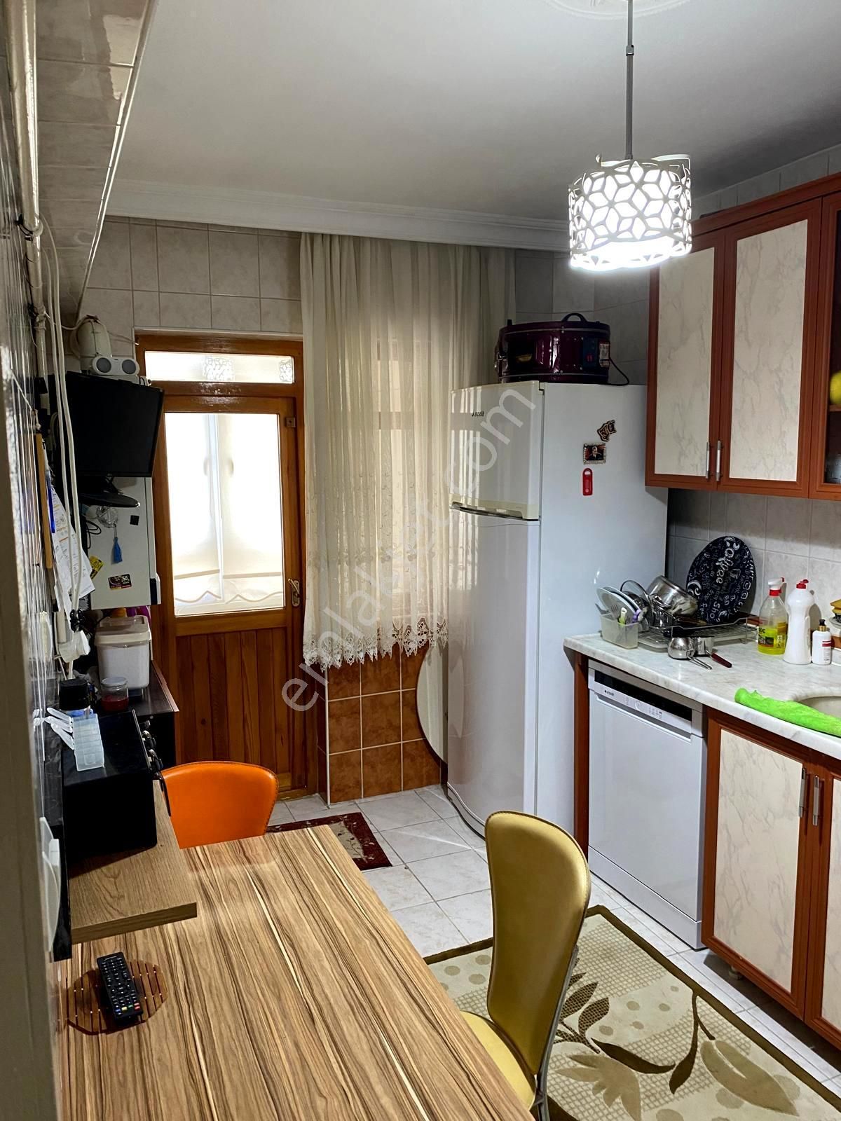 Emre Emlak'tan Selçuklu'da Arakatta Satılık Bakımlı 3+1 Daire - Görsel 10