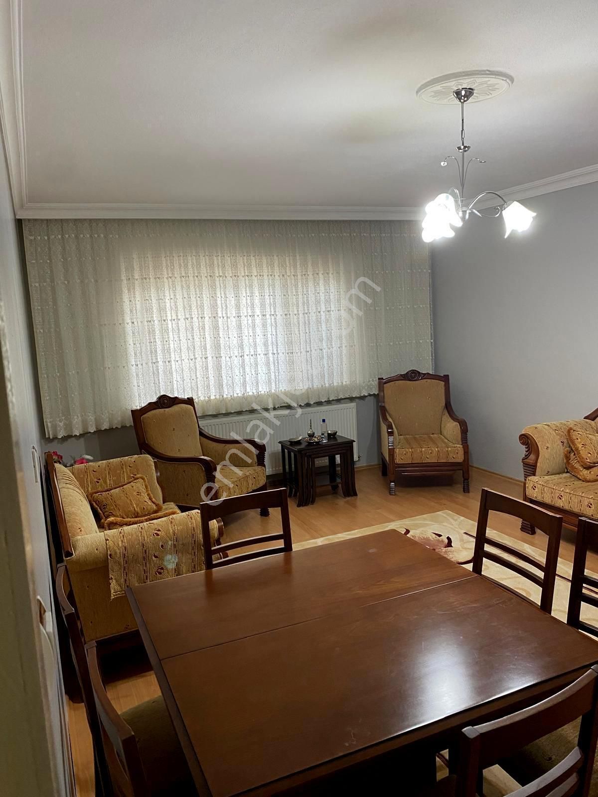 Emre Emlak'tan Selçuklu'da Arakatta Satılık Bakımlı 3+1 Daire - Görsel 2