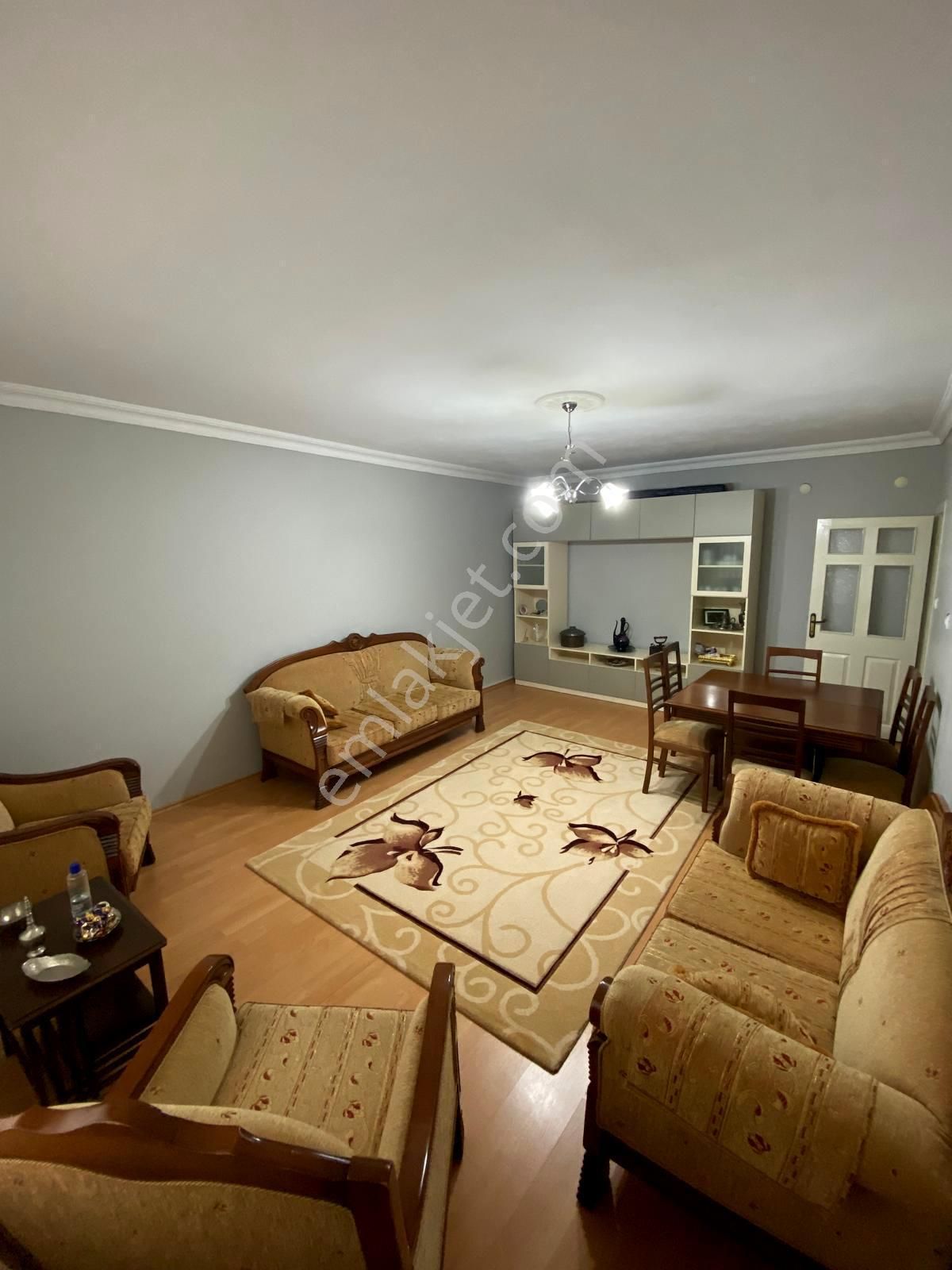 Emre Emlak'tan Selçuklu'da Arakatta Satılık Bakımlı 3+1 Daire - Görsel 4