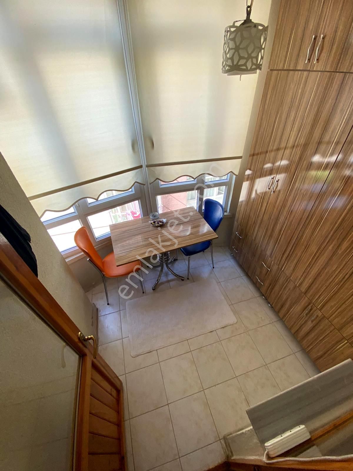 Emre Emlak'tan Selçuklu'da Arakatta Satılık Bakımlı 3+1 Daire - Görsel 11