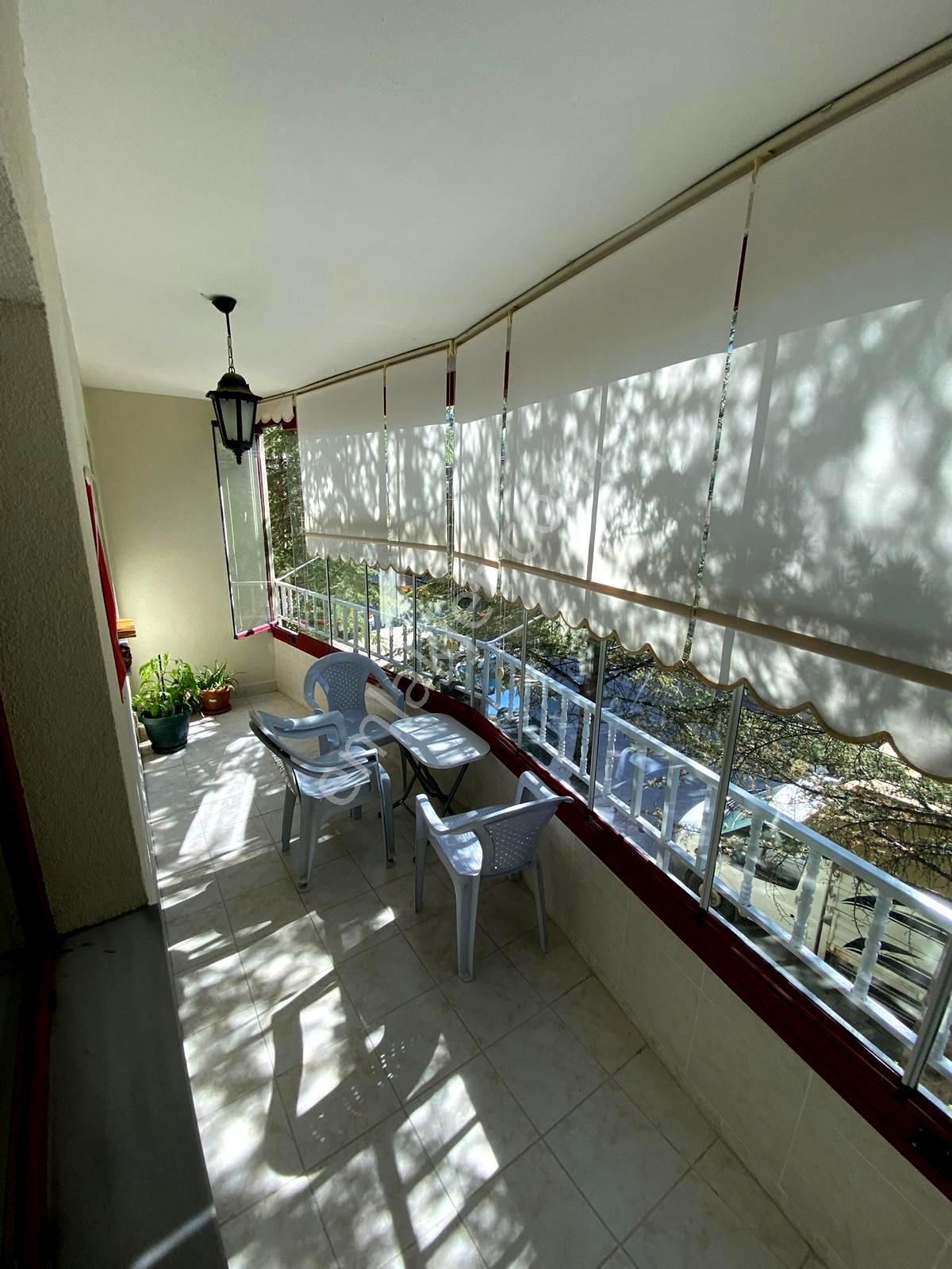 Emre Emlak'tan Selçuklu'da Arakatta Satılık Bakımlı 3+1 Daire - Görsel 16