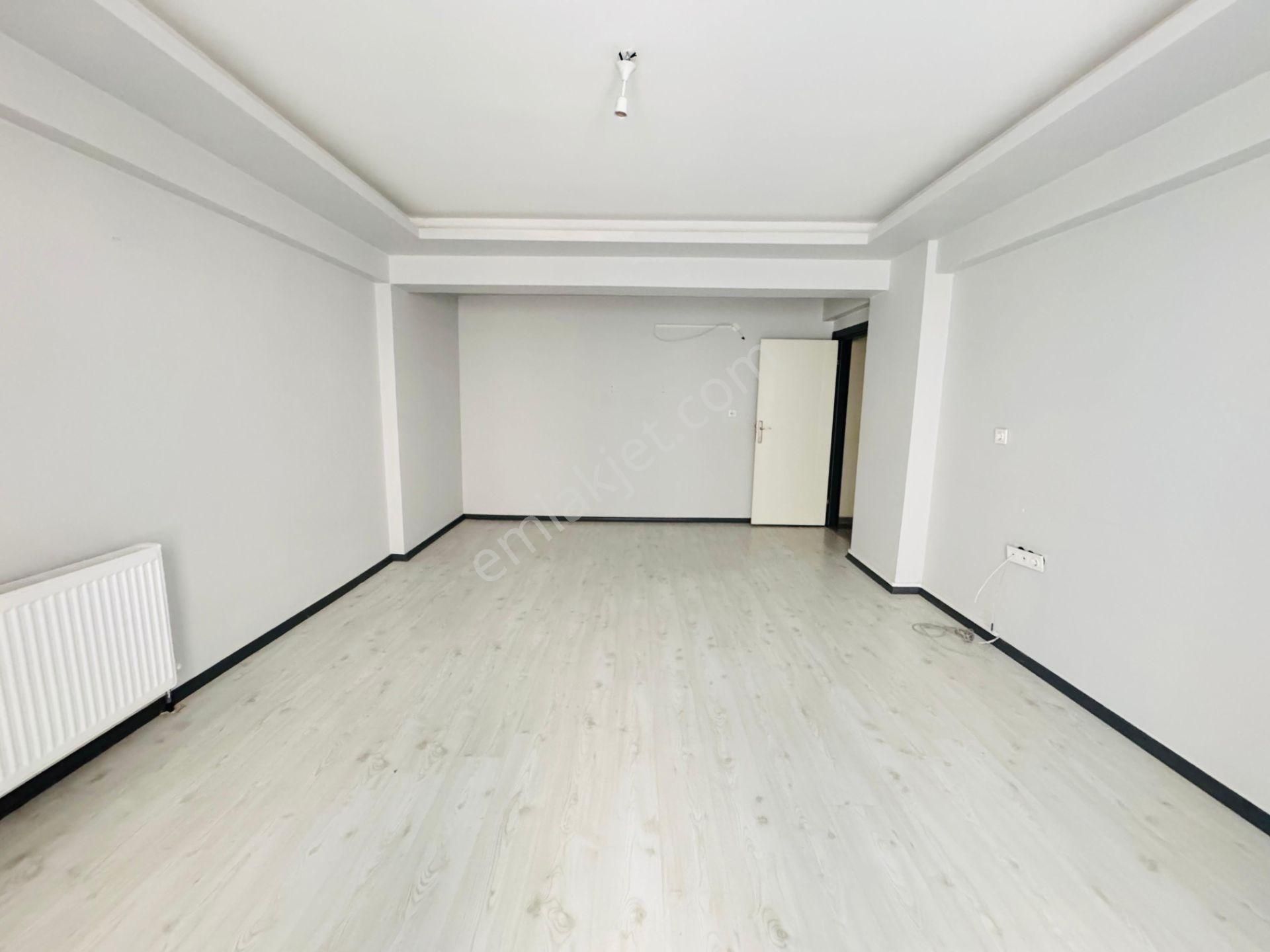 Güven'den Kapaklı'da İskanlı ,asansörlü Kiralık 2+1 Daire