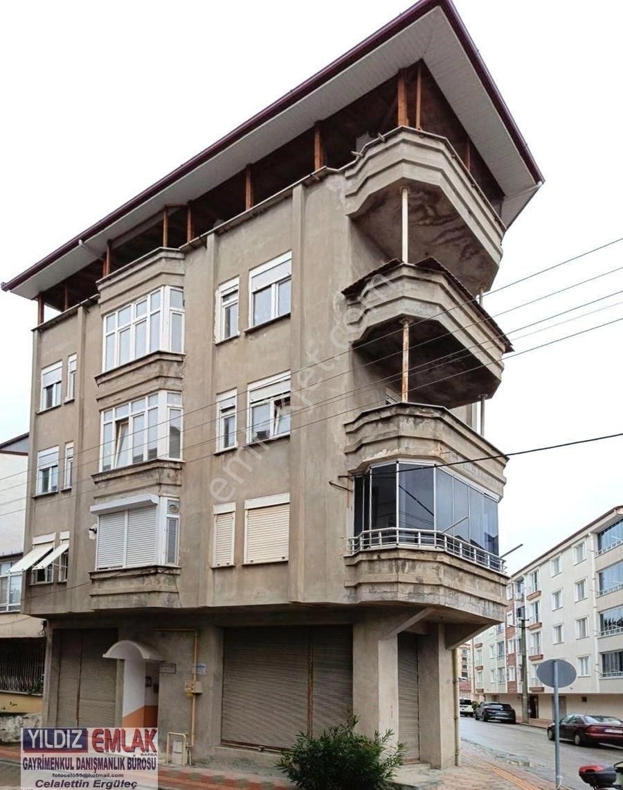 İshaklı Mah De 5 Katlı Köşebaşı Beş Tane Yol Gören 2 Dükkan 4 Daireli Tapuları Ayrı Satılık Bina..