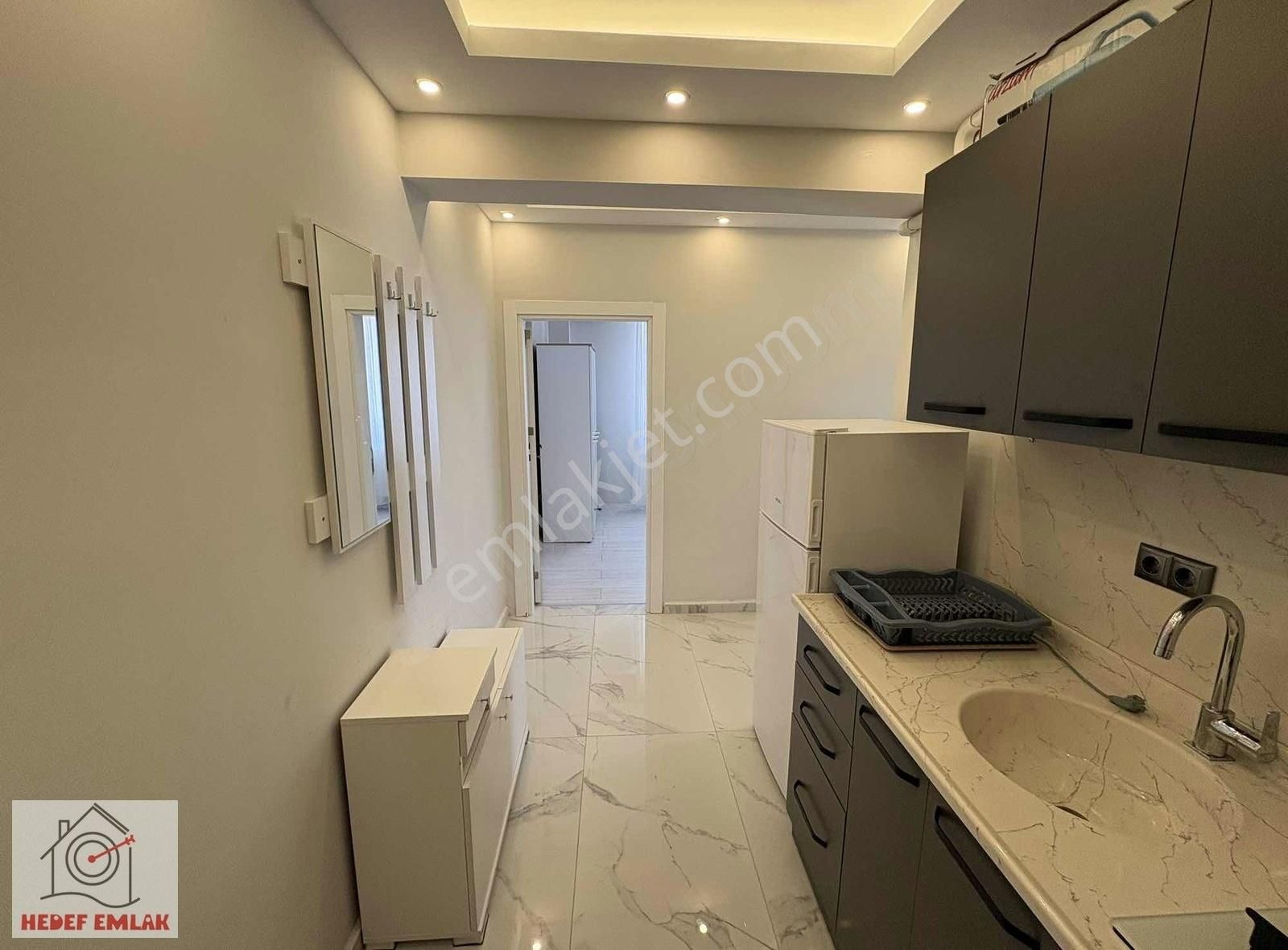 Bolvadin/konak Mah. Full Eşyalı 2+0 Satılık Daire - Görsel 3