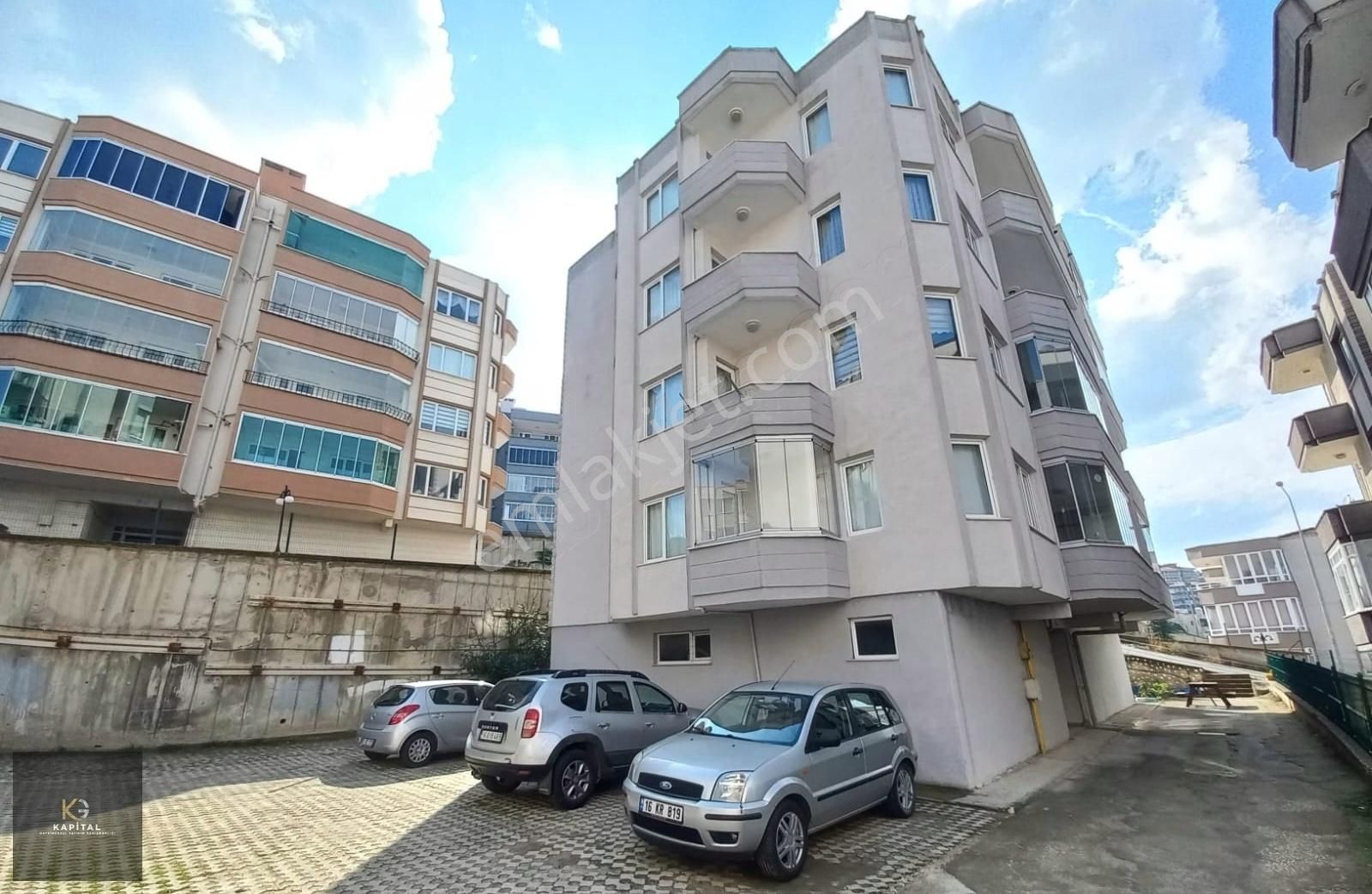 Kapital'den Mudanya Kapıcıoğlu Sitesinde Eşyalı 140m2 Daire